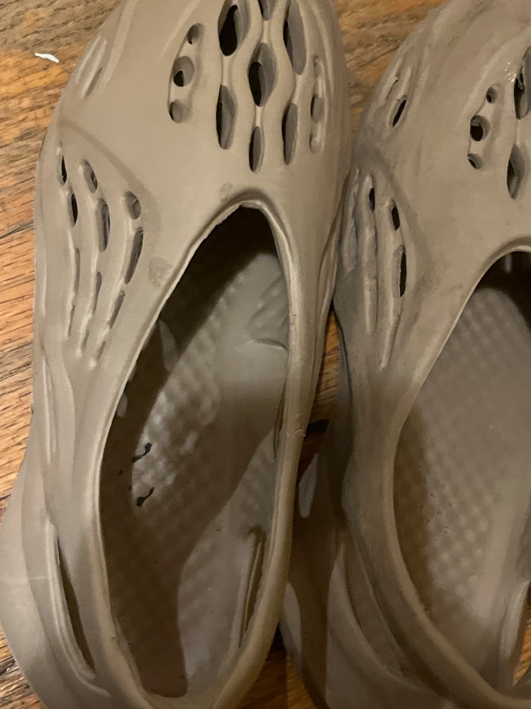 Adidas Yeezy Foam Runner - photo 2