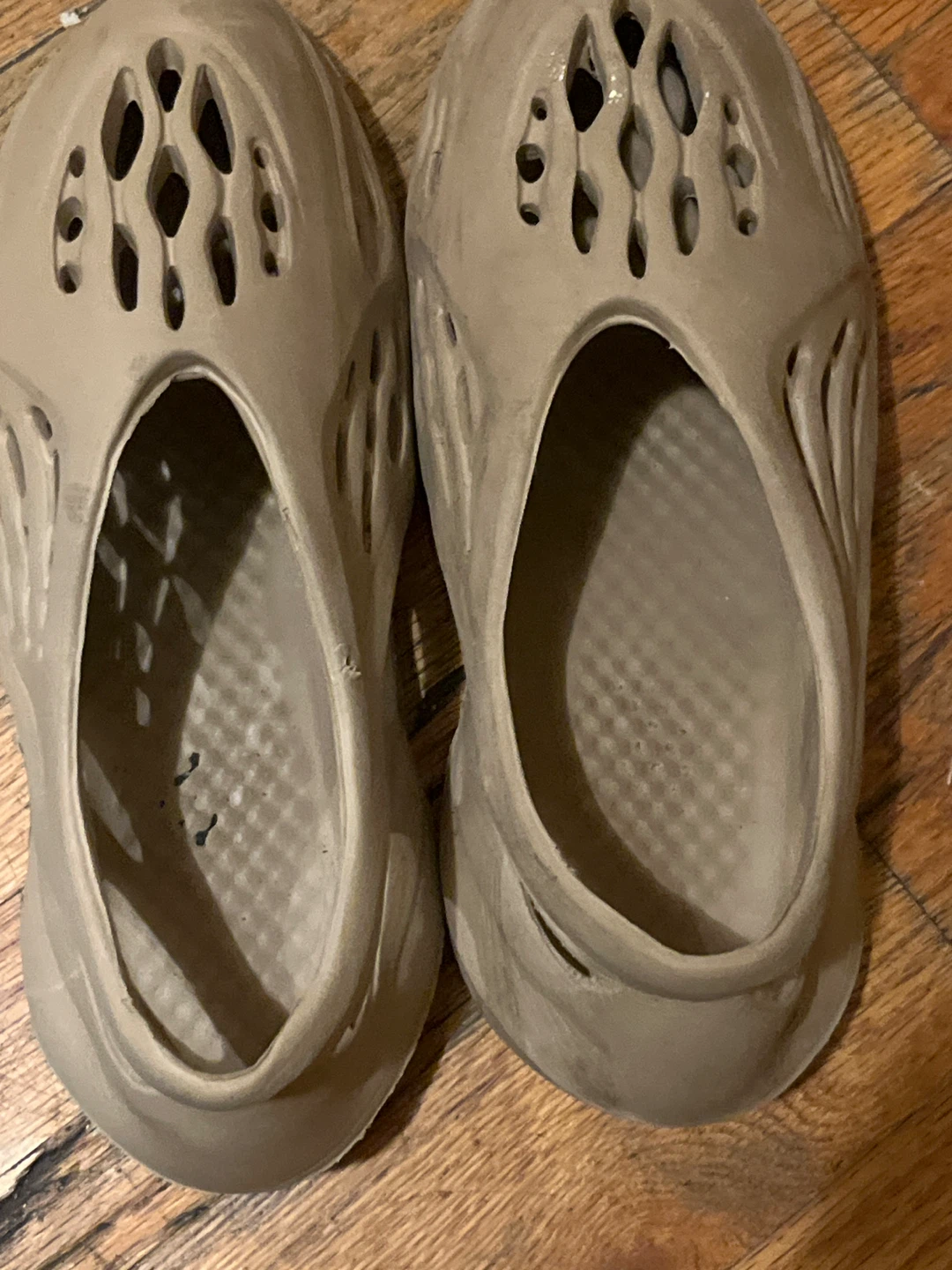 Adidas Yeezy Foam Runner