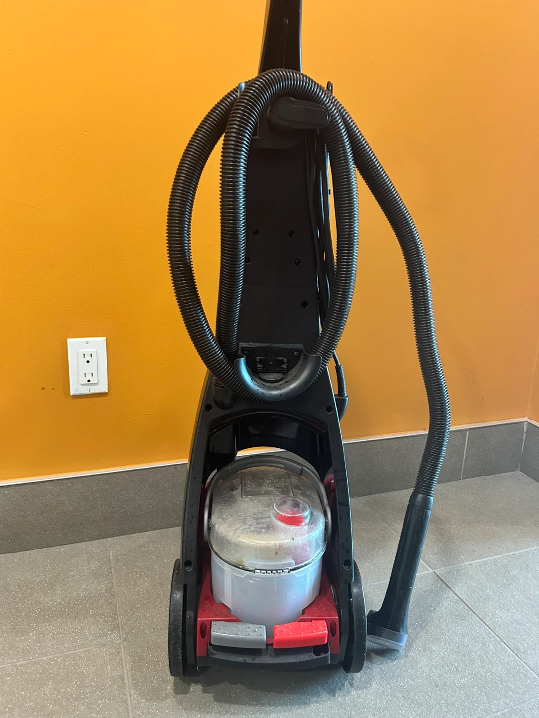 Bissell ProHeat Carpet Cleaner - photo 3