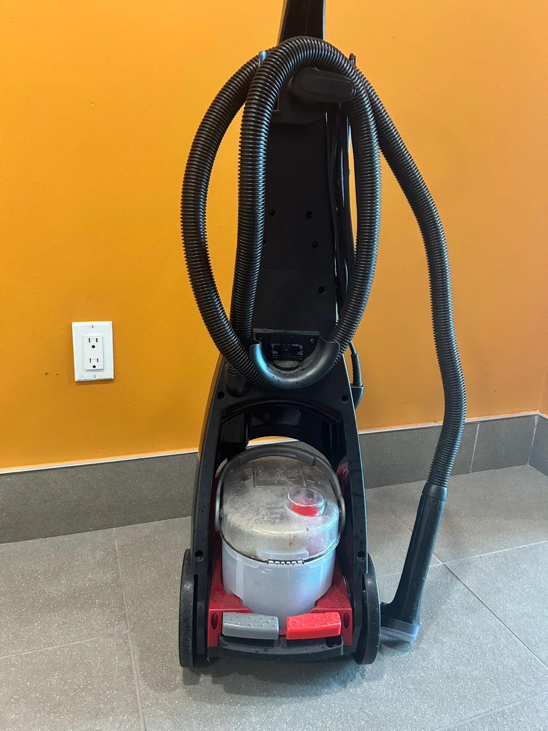 Bissell ProHeat Carpet Cleaner - photo 4