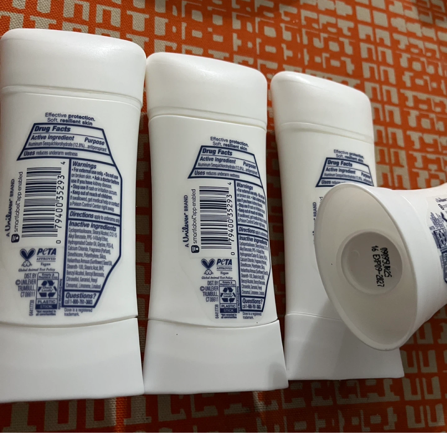 Dove Advanced Care Antiperspirant Deodorant -  (4 x 2.6 oz) - photo 3