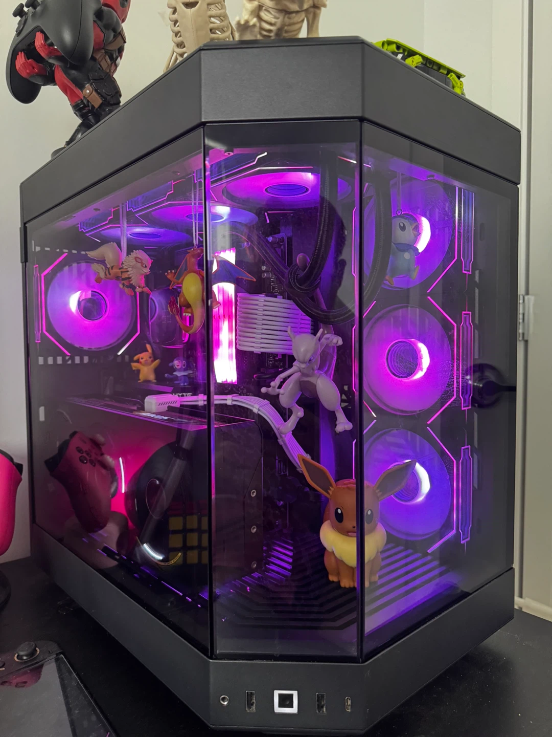 Custom Gaming PC with RGB Lighting - photo 2