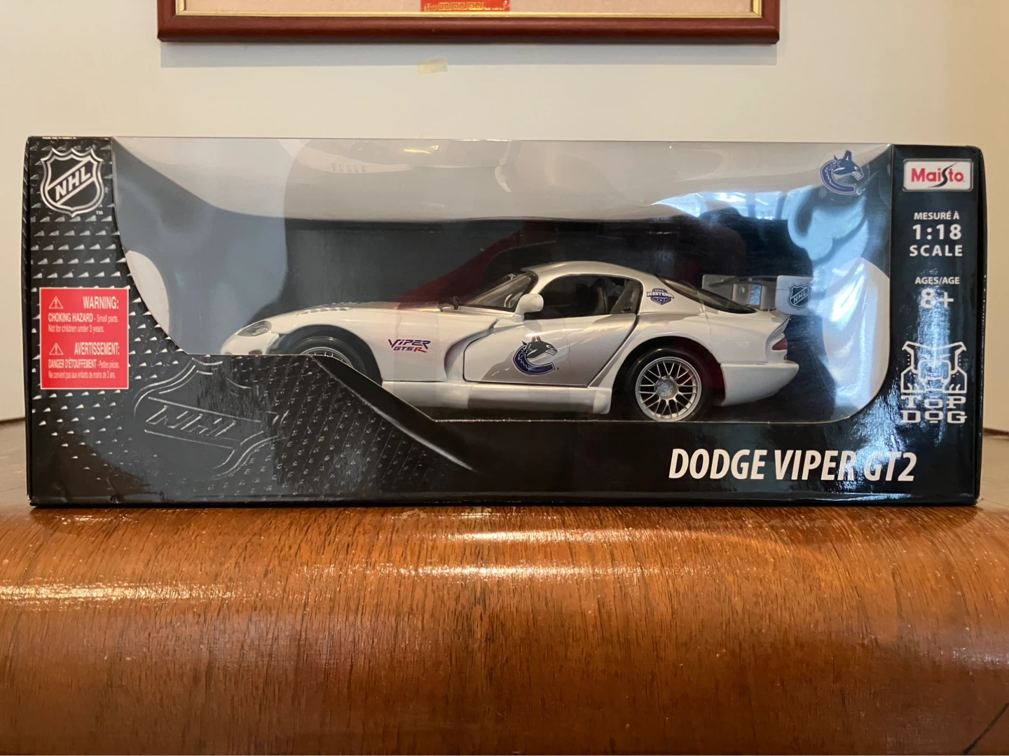 Maisto Dodge Viper GT2 1:18 Scale Diecast Model - photo 4