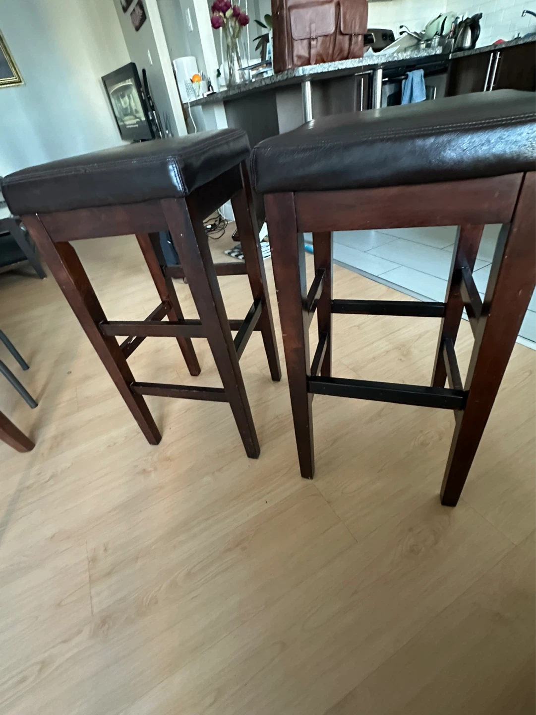2x Dark Brown Faux Leather Bar Stools - photo 5