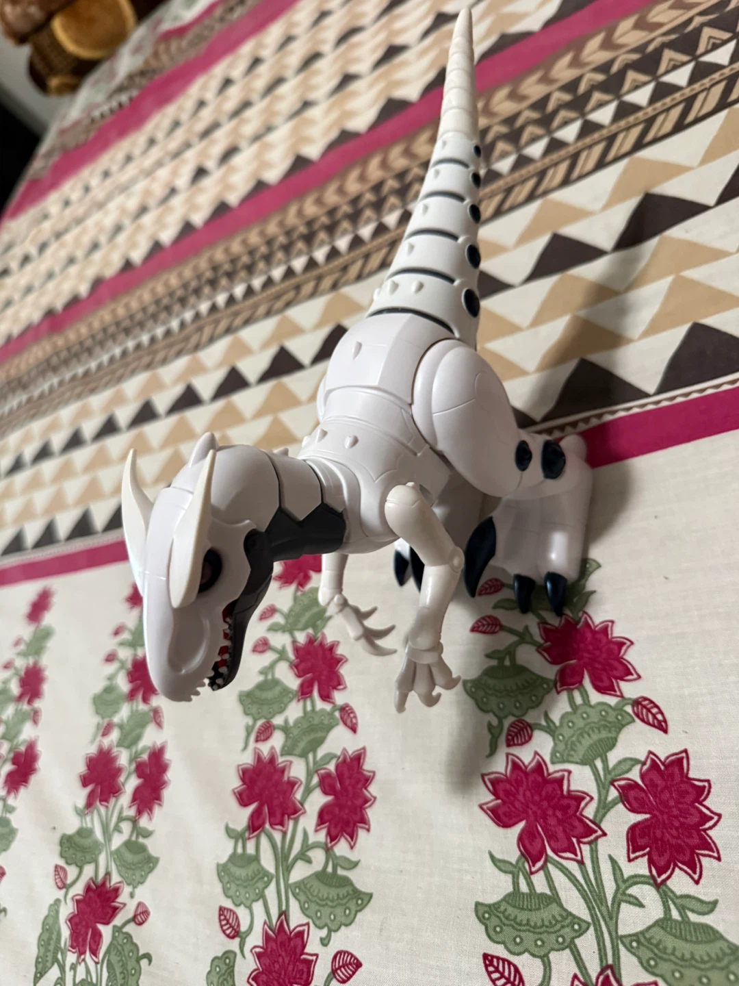 White Robot Dinosaur Toy Musical - photo 2