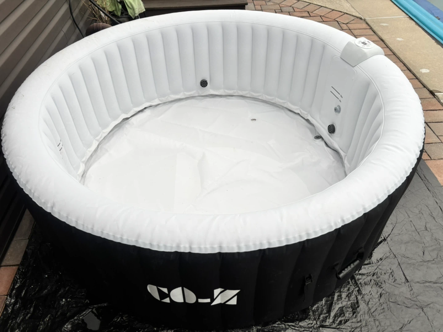 FINAL PRICE DROP-  CO-Z Inflatable Hot Tub Spa
