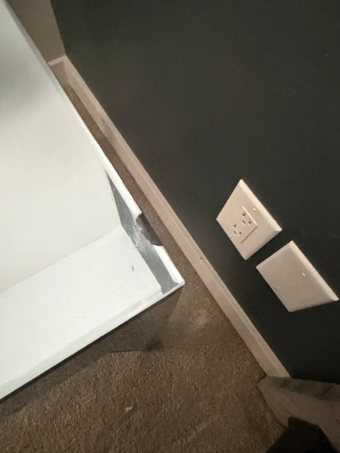 Mirrored End Table - photo 2