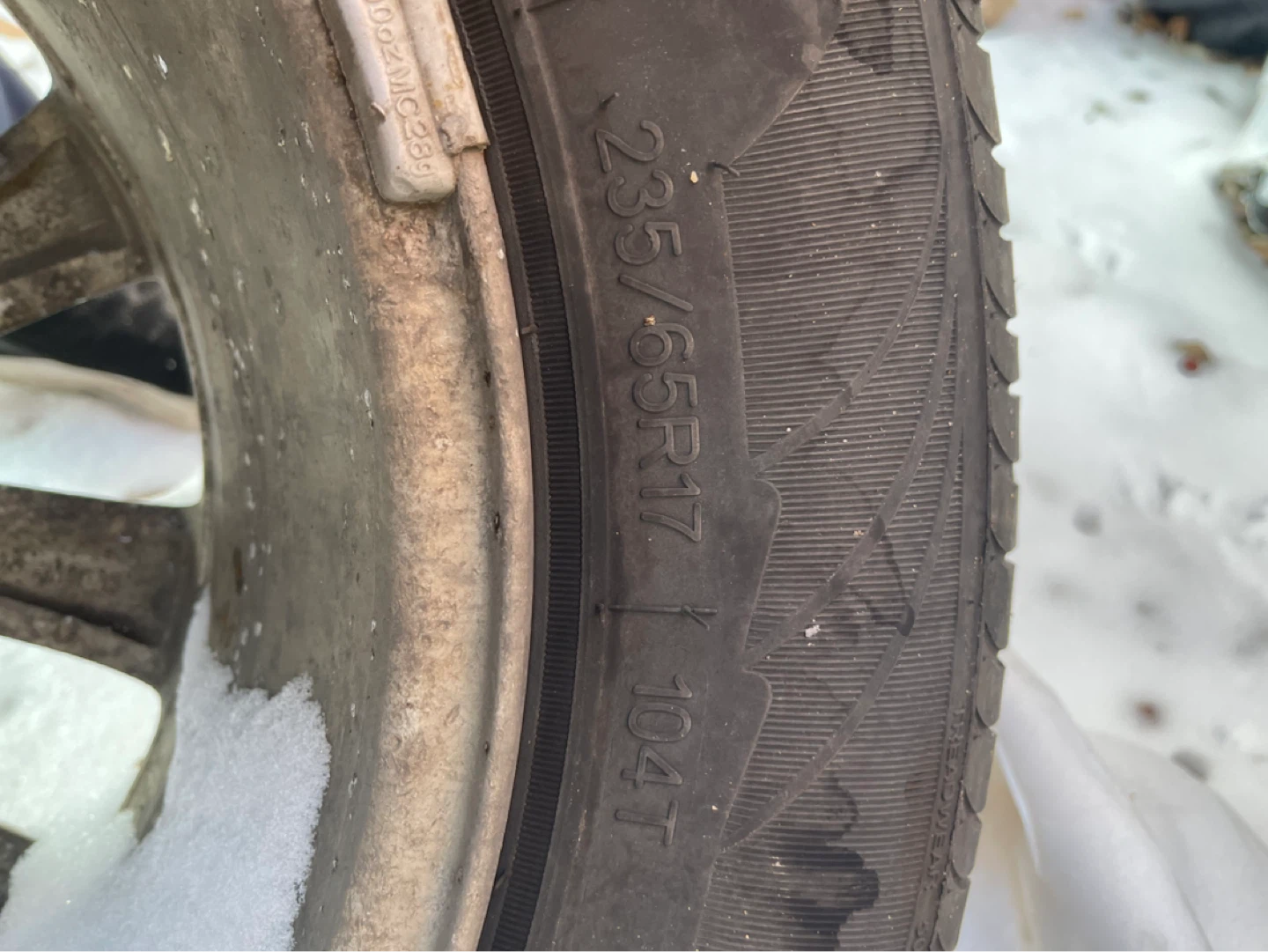 Kia 235/65R17 Tire - photo 3