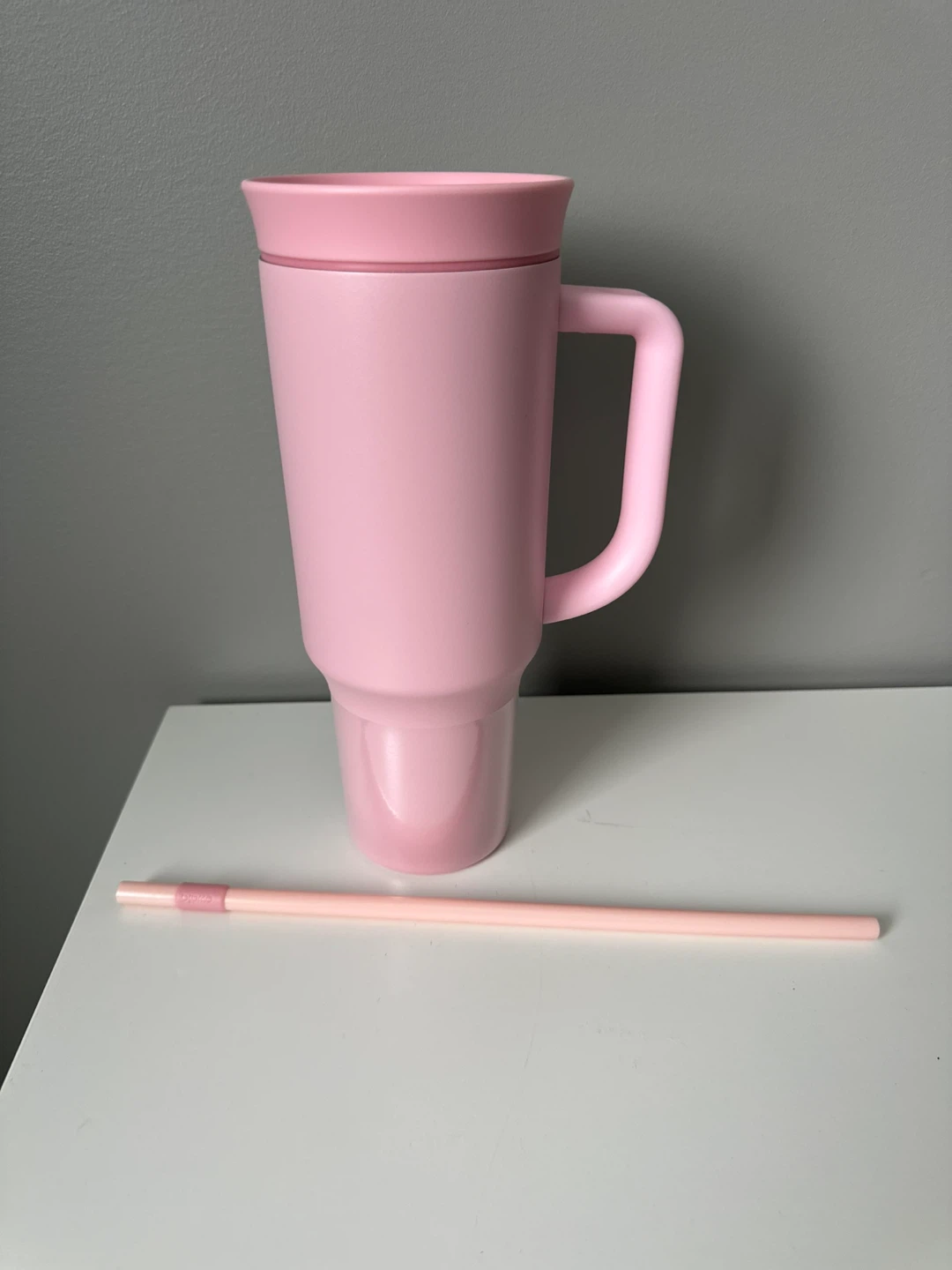 Owala  40oz Tumbler with Straw - Pink **NEW