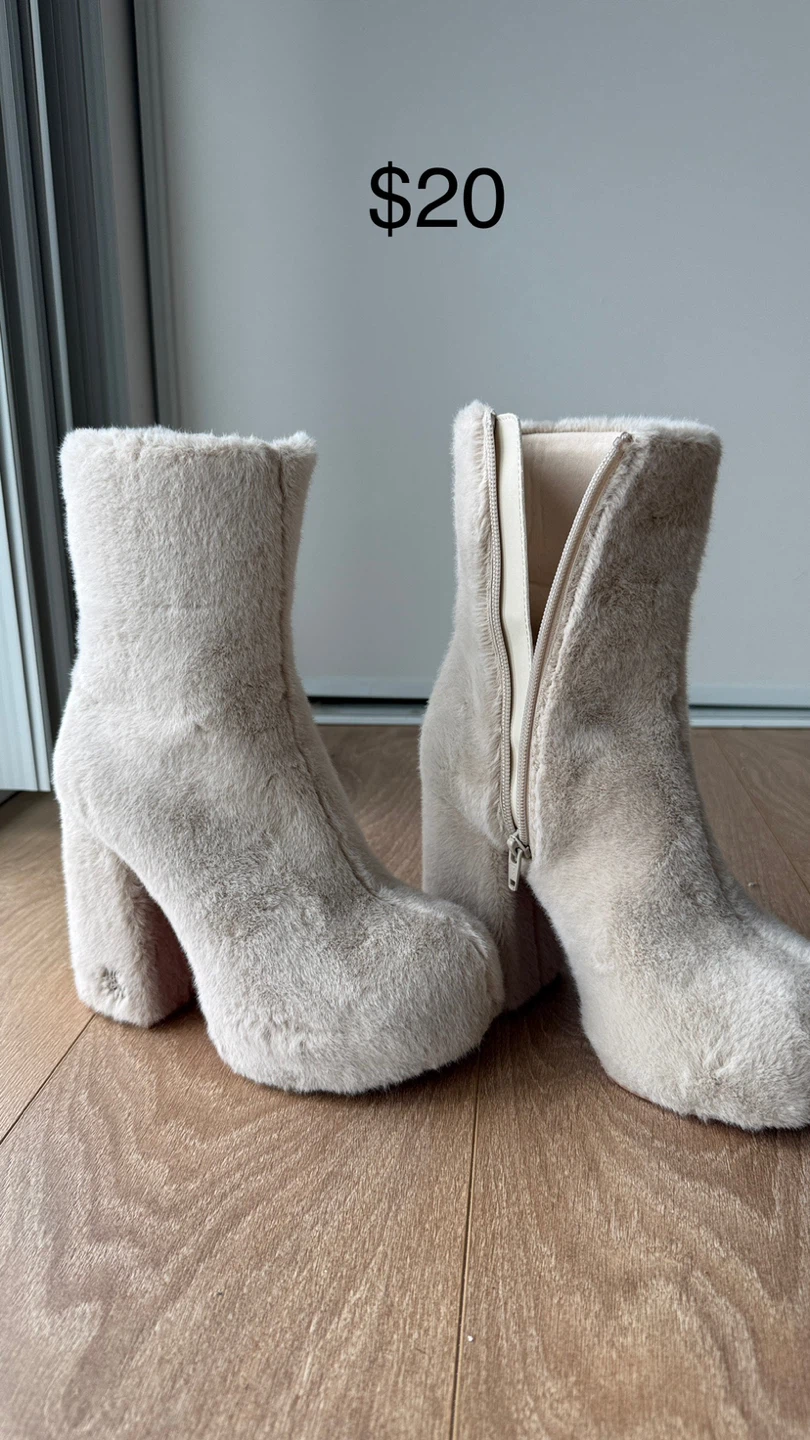 Cream Faux Fur Heeled Boots