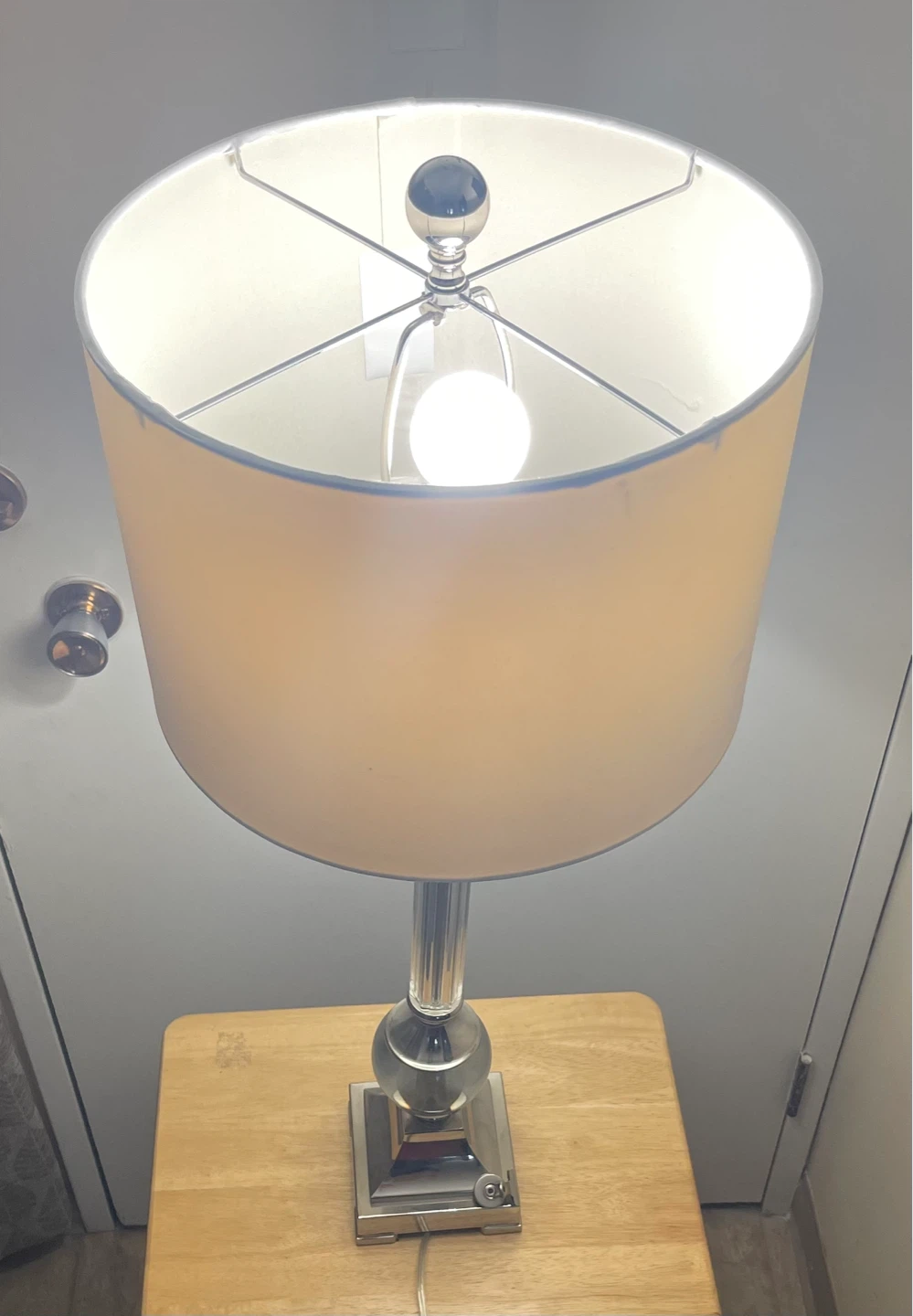🌱 Large Elegant Crystal Glass Table Lamp with Off-White Shade - photo 4