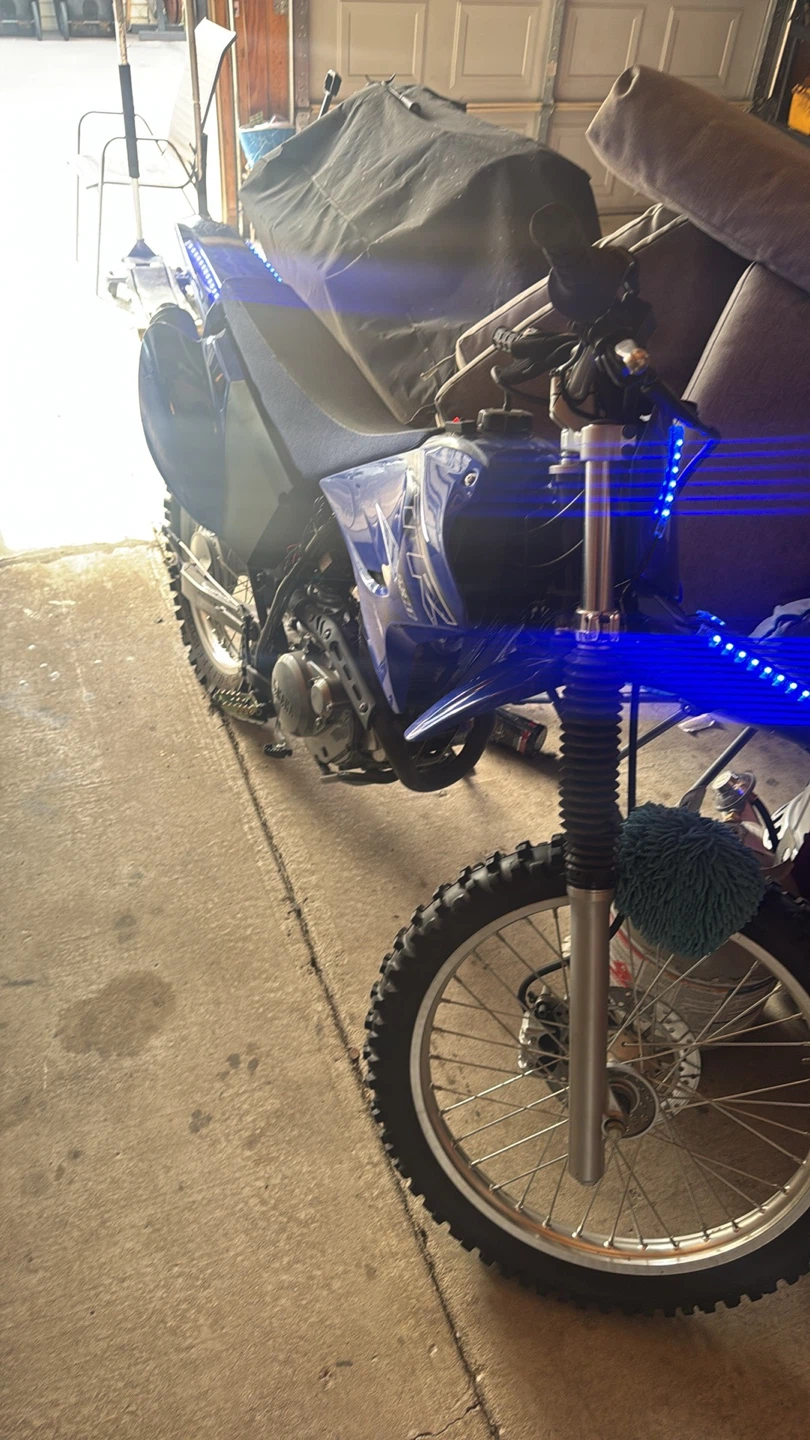 Yamaha Dirt Bike with Custom Blue LED Lights - photo 5
