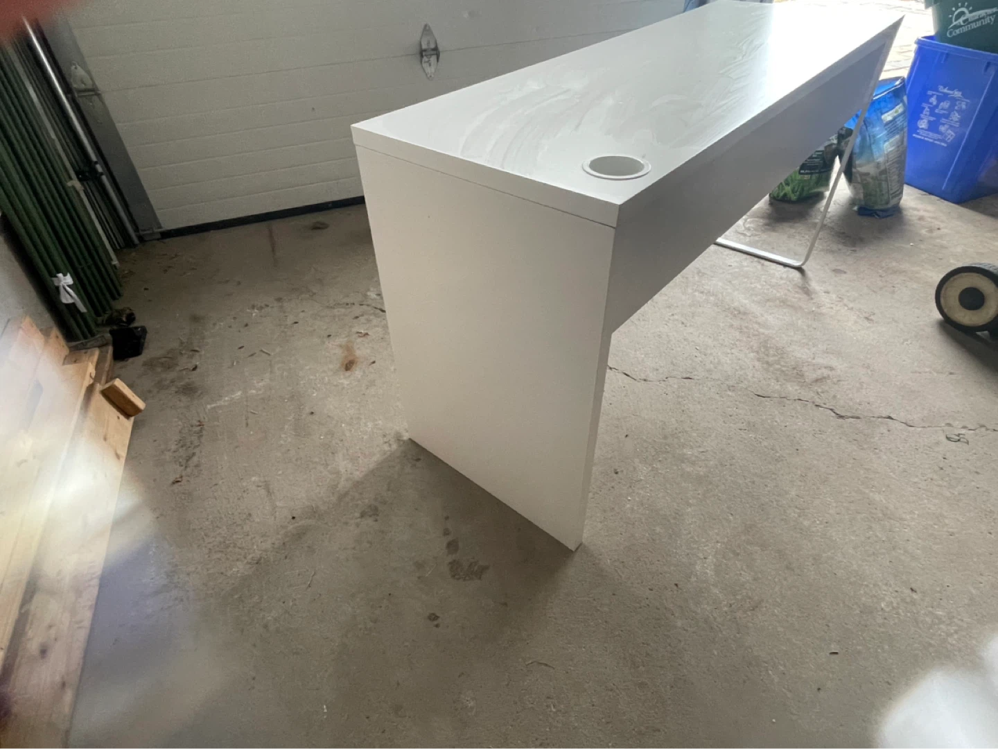 White Desk with Two Drawers - photo 4