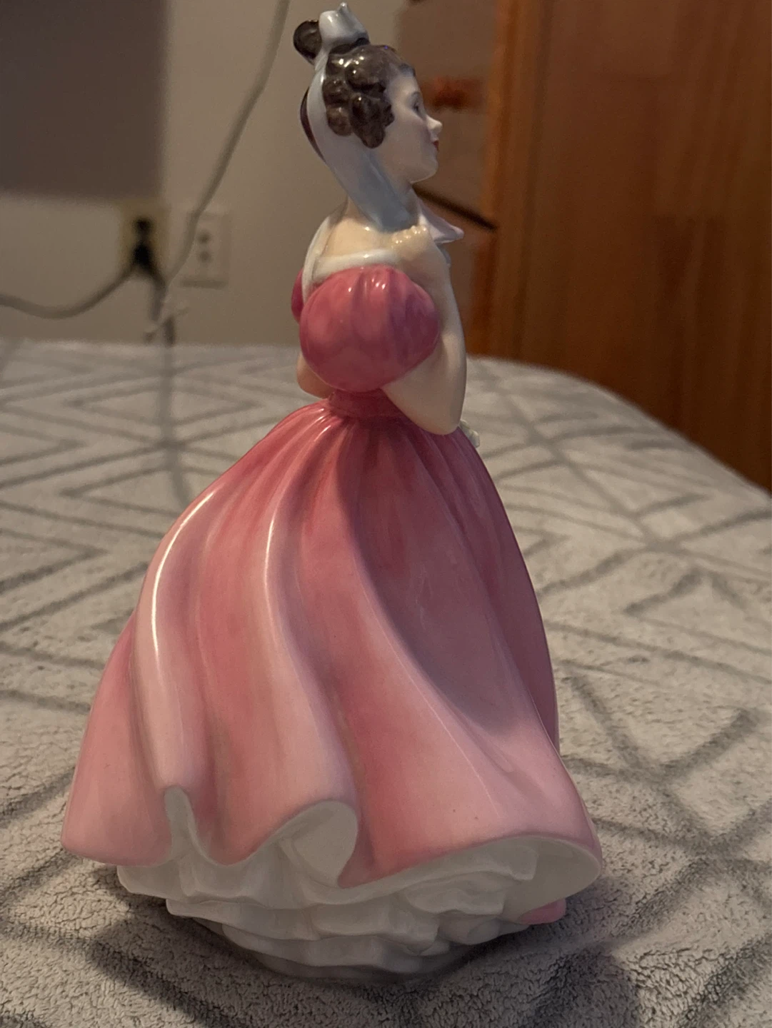Royal Doulton “Camellia” Figurine - photo 4