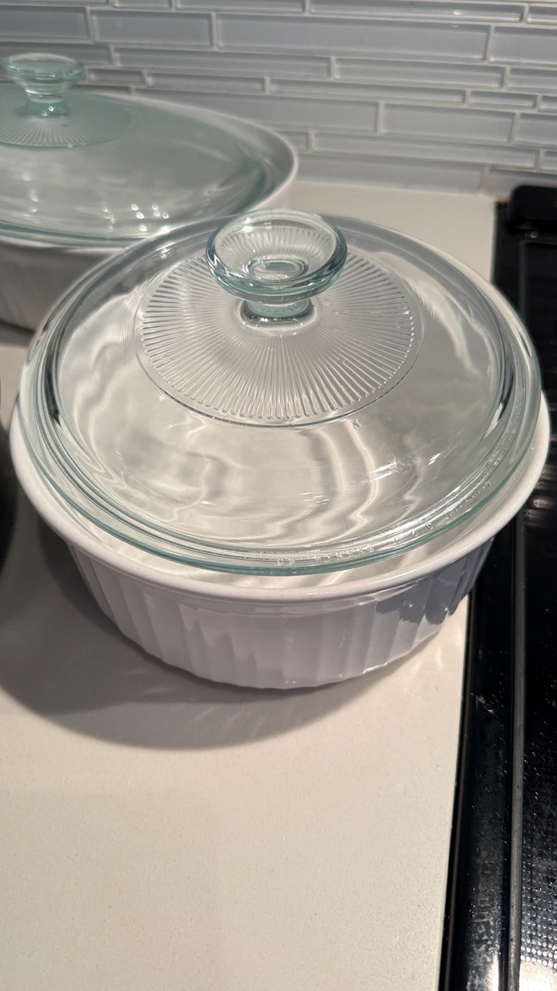 Pyrex White Ceramic Casserole Dish with Glass Lid - photo 4