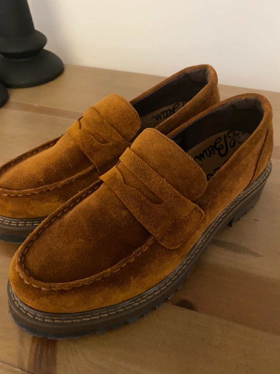 L.L.Bean Women's Camden Hills Suede Loafers size 9