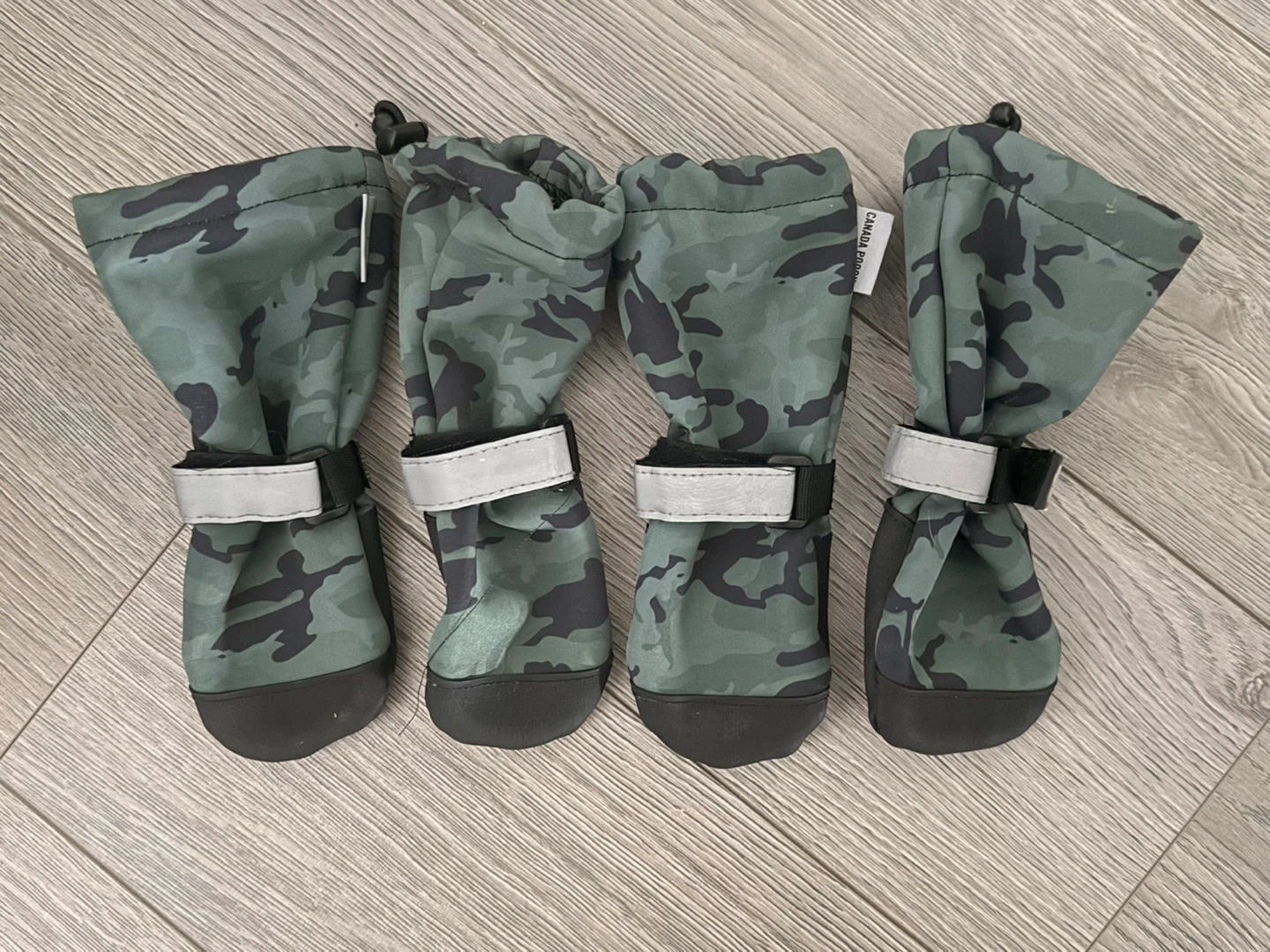 Canada Pooch Dog Boots Camo Size 3