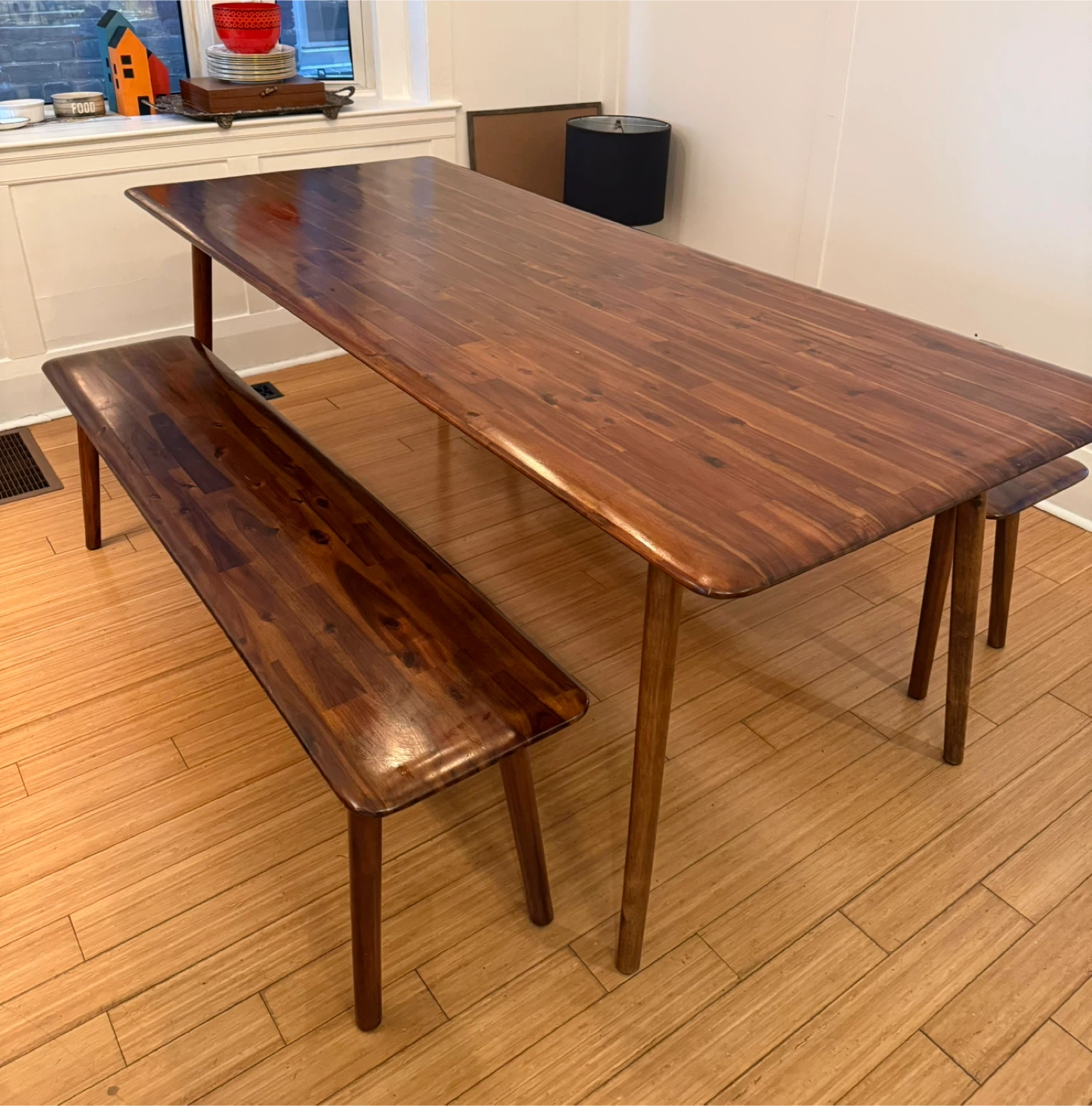 EQ3 Dining Table & Bench Seating