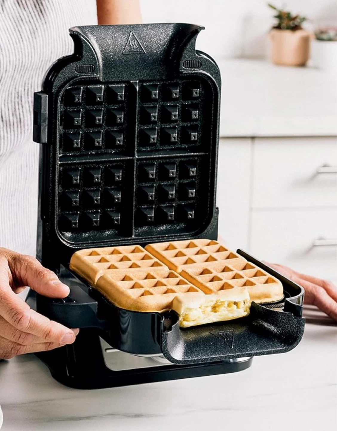 Ninja Belgian Waffle Maker NeverStick - photo 5