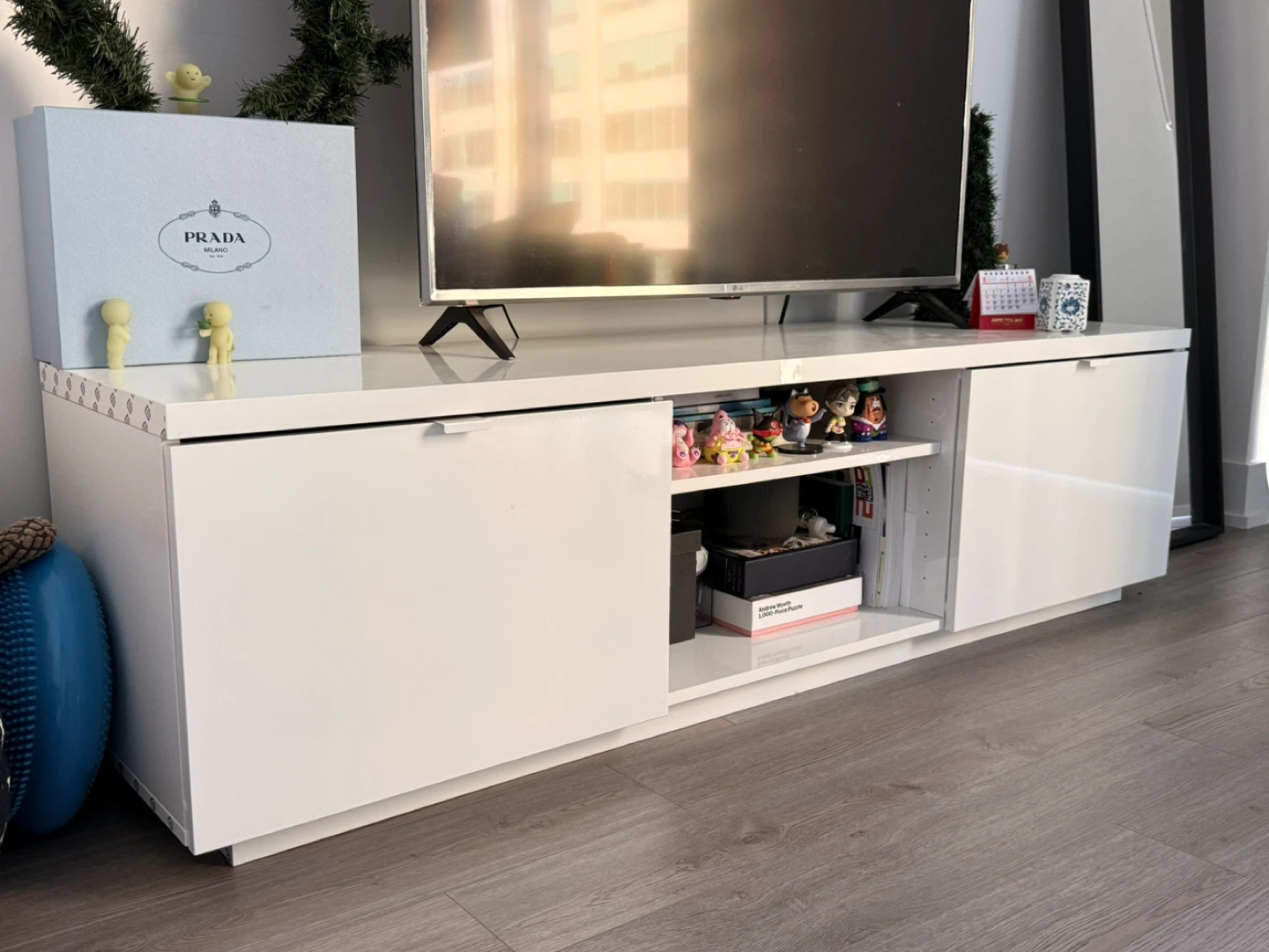 IKEA BYÅS TV Bench - High Gloss White - photo 2
