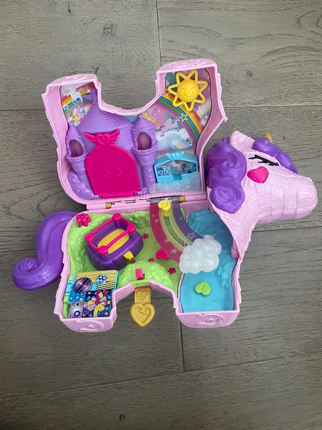 Polly Pocket Unicorn Playset with Car - photo 4