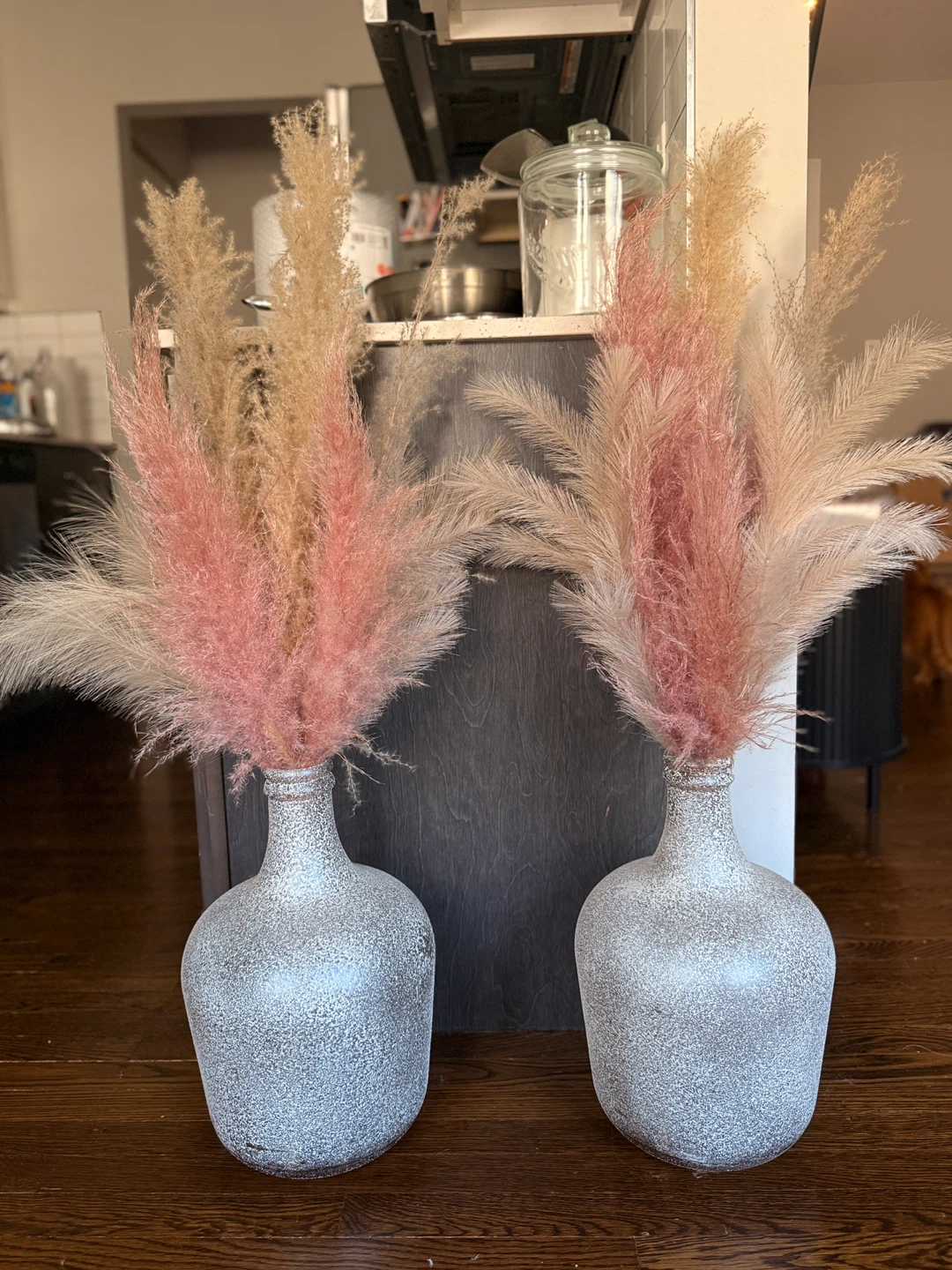 Set of 2 Decorative Vases with Faux Pampas Grass