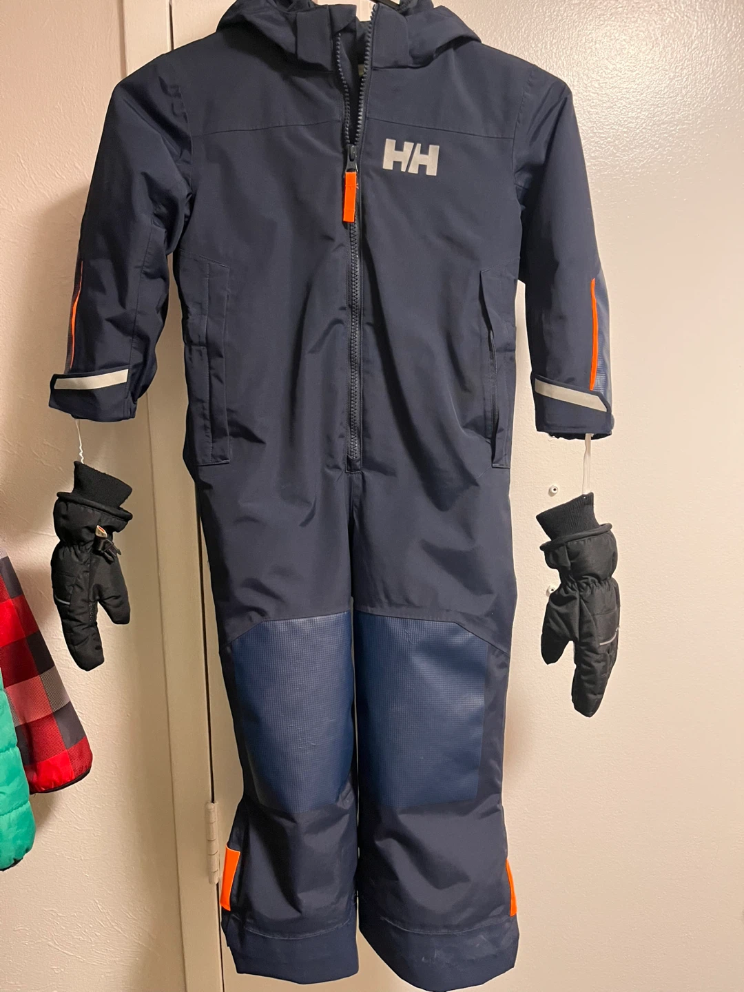 Helly Hansen Kids Snowsuit with Mittens Size 104/4 - photo 3