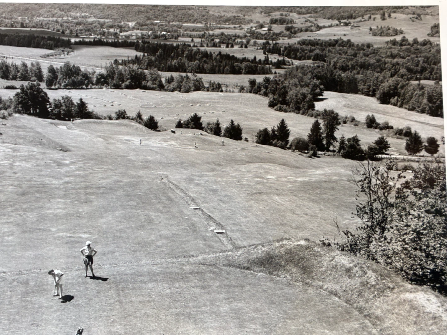 CPR Golf golfing tourism vintage photo  Laurentians Quebec - photo 4