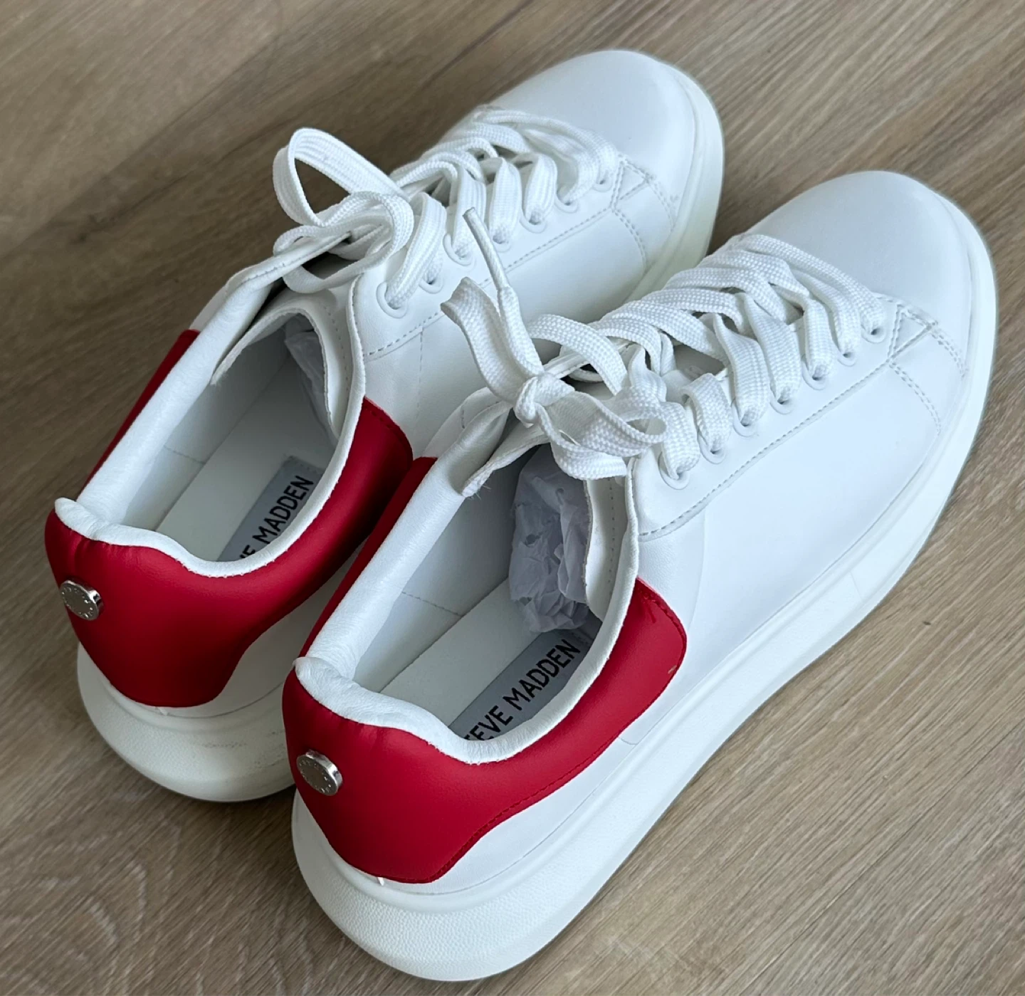 Steve Madden White & Red Sneakers
