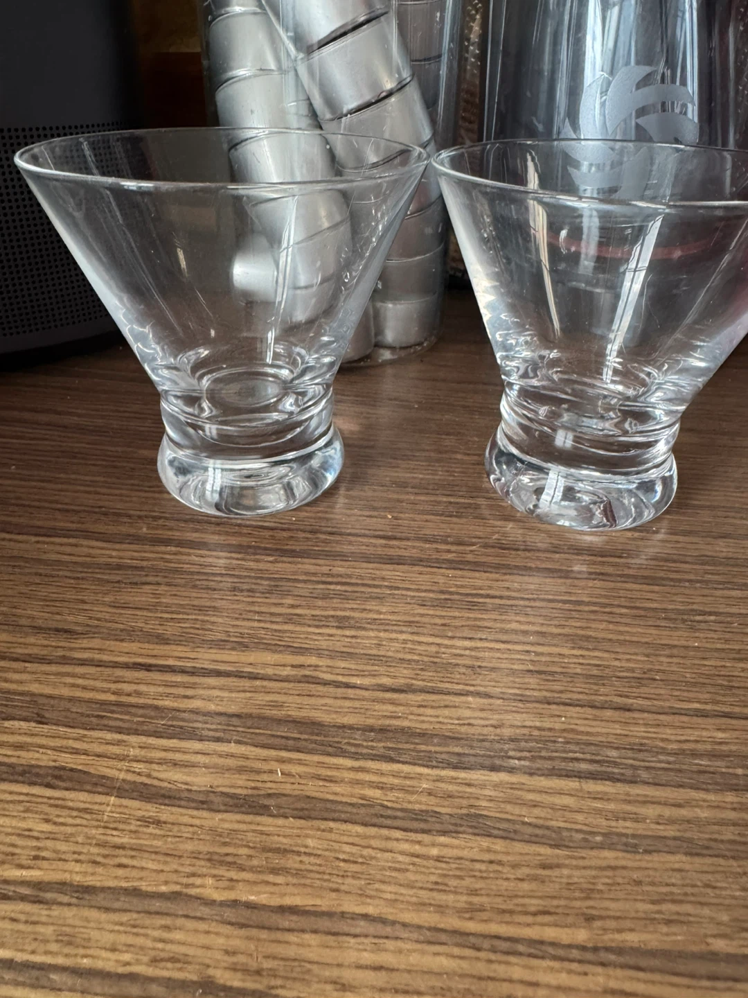 Set of 2 Clear Martini Glasses - photo 2