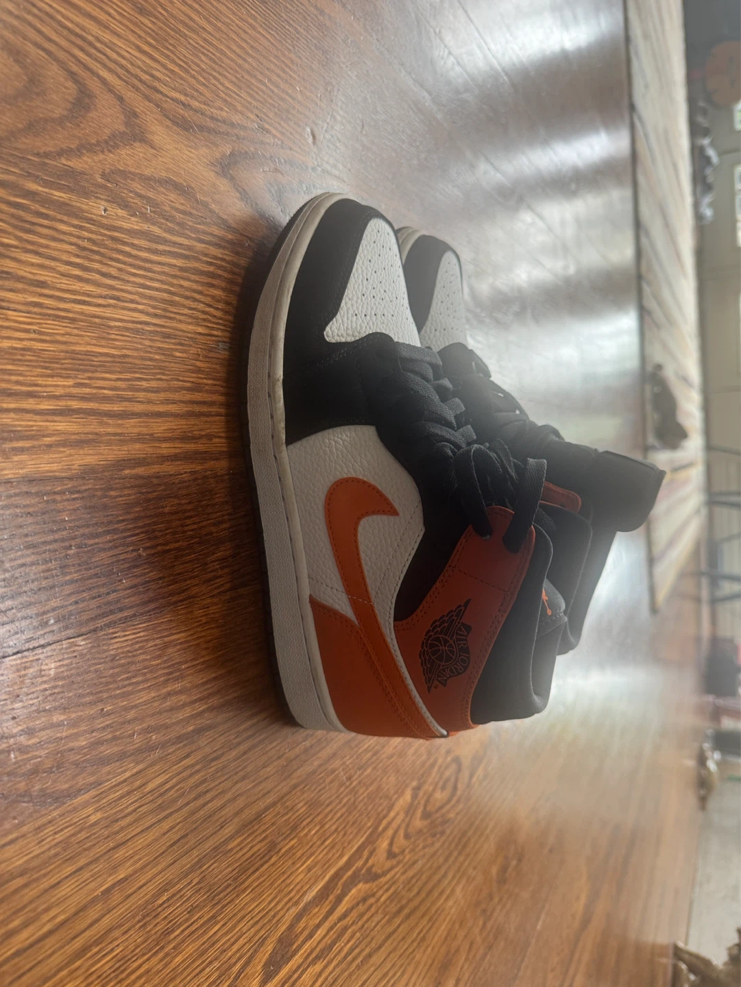Air Jordan 1 Mid SE Sneakers - photo 3
