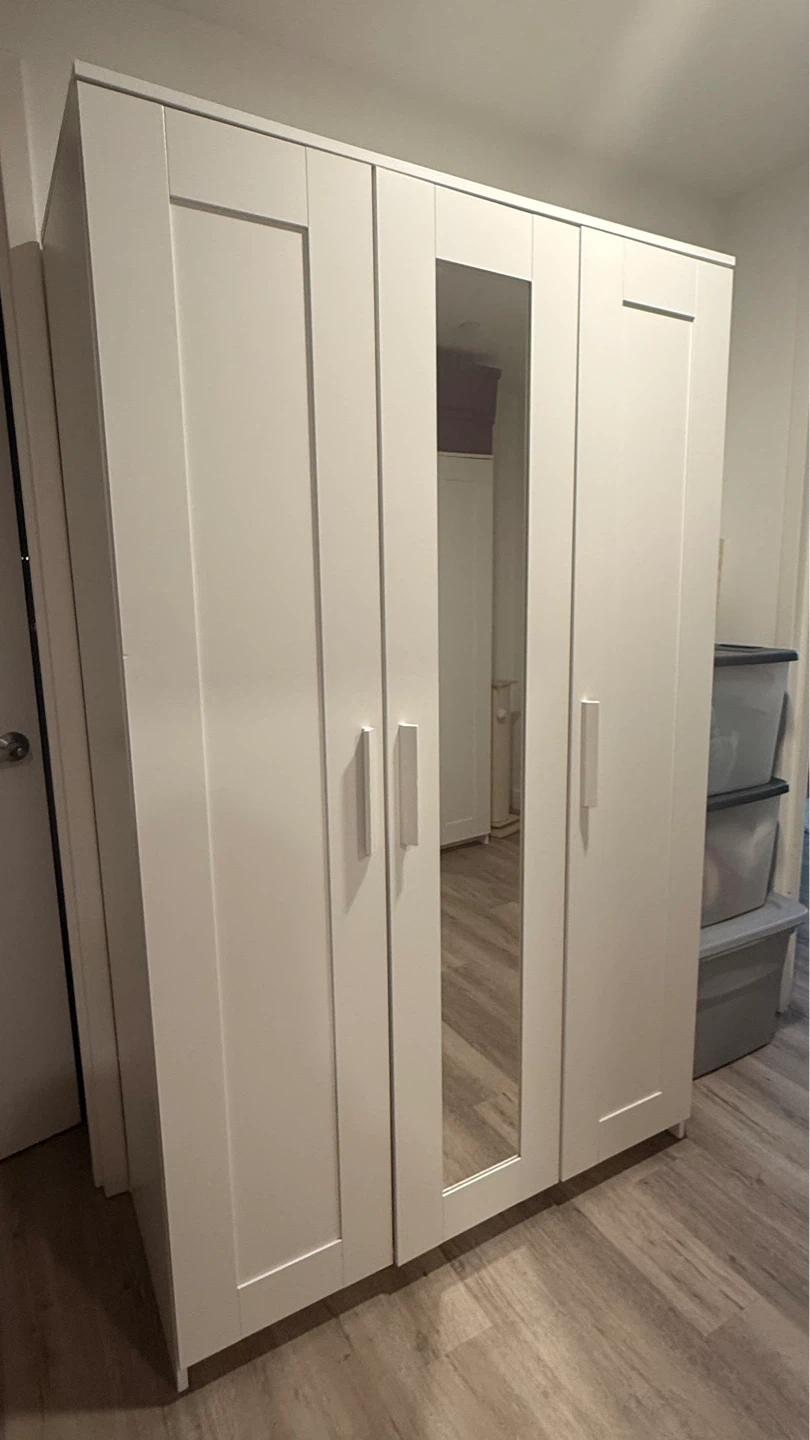 White 3-Door Wardrobe with Mirror