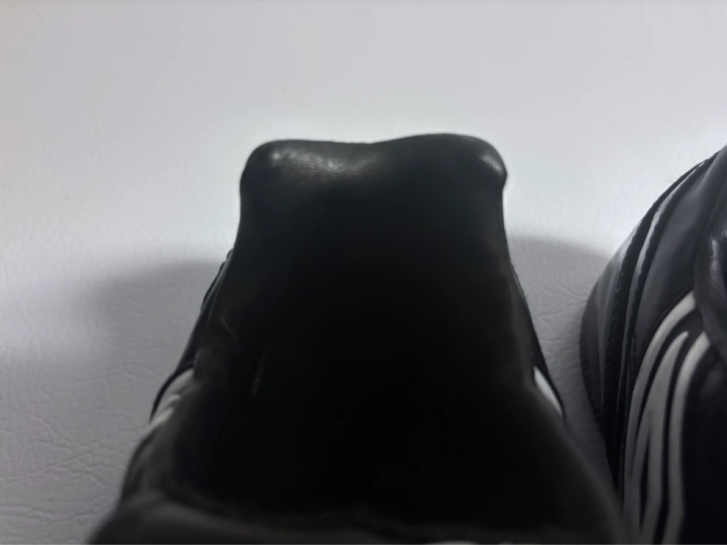 Youth Umbro Black Indoor Soccer Shoes - photo 5