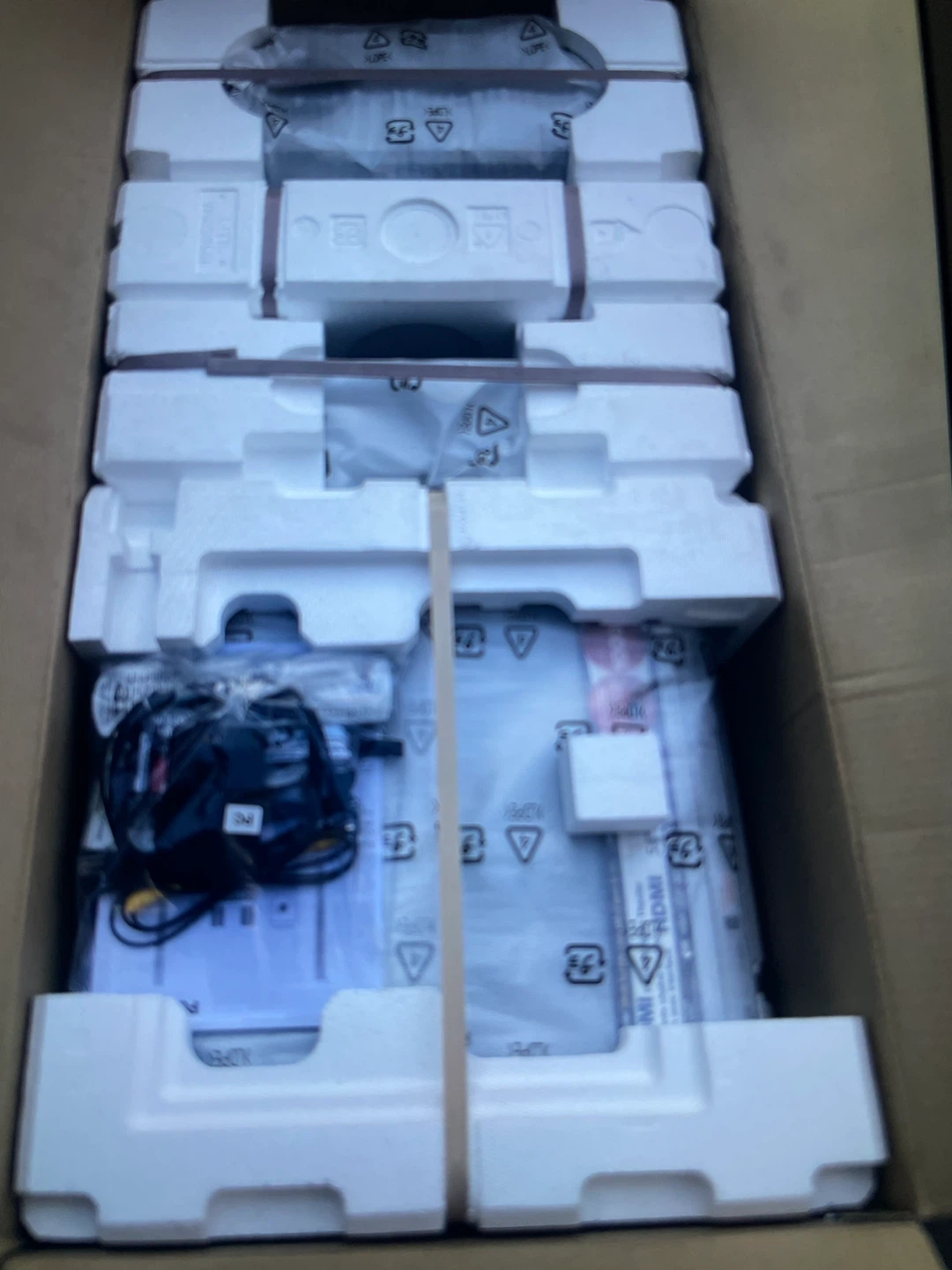 Panasonic SC-HT740 DVD Home Theater Sound System 1000W - photo 2