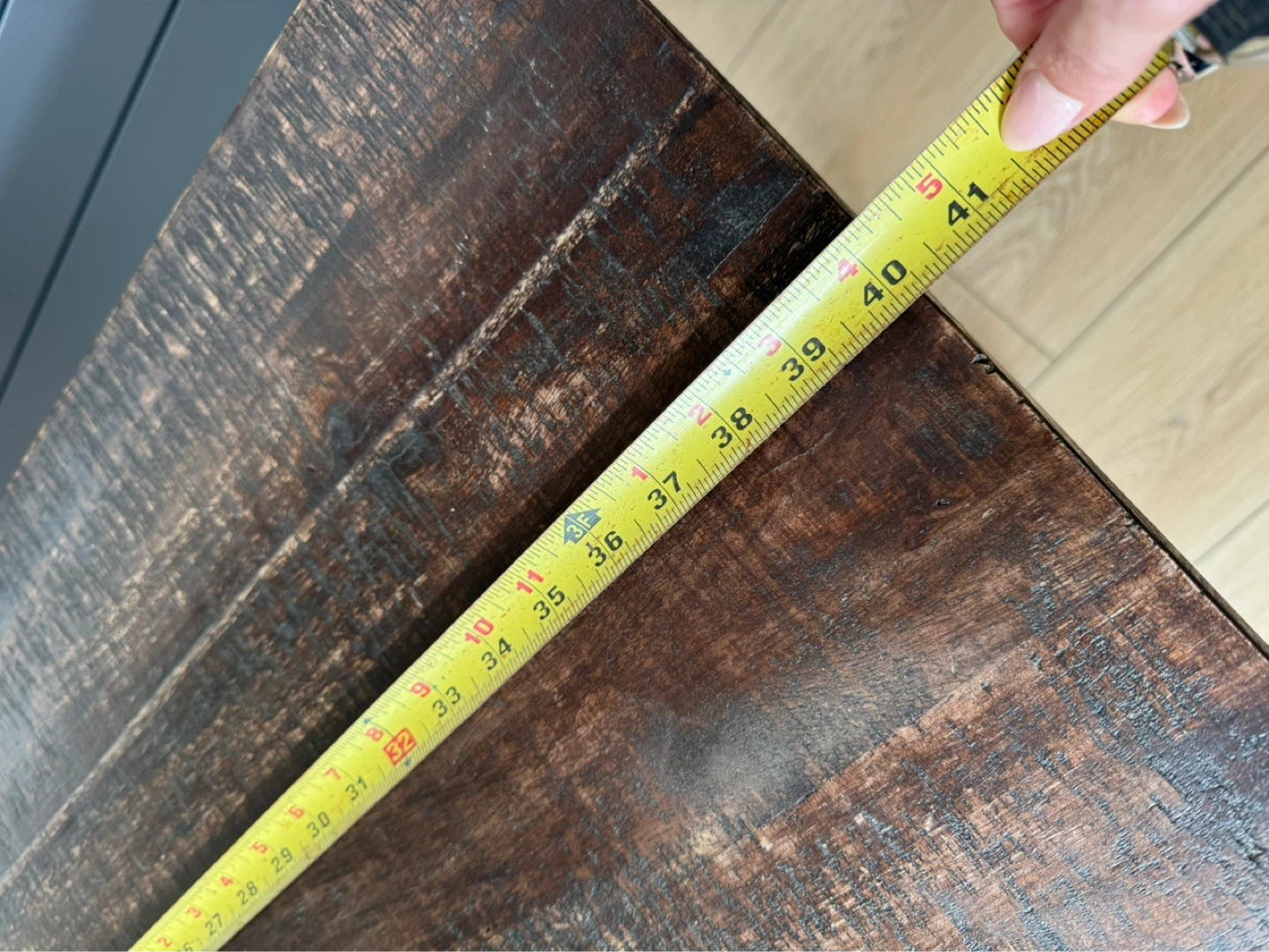 Medium Table with Dark Wood Top and Metal Base - photo 4