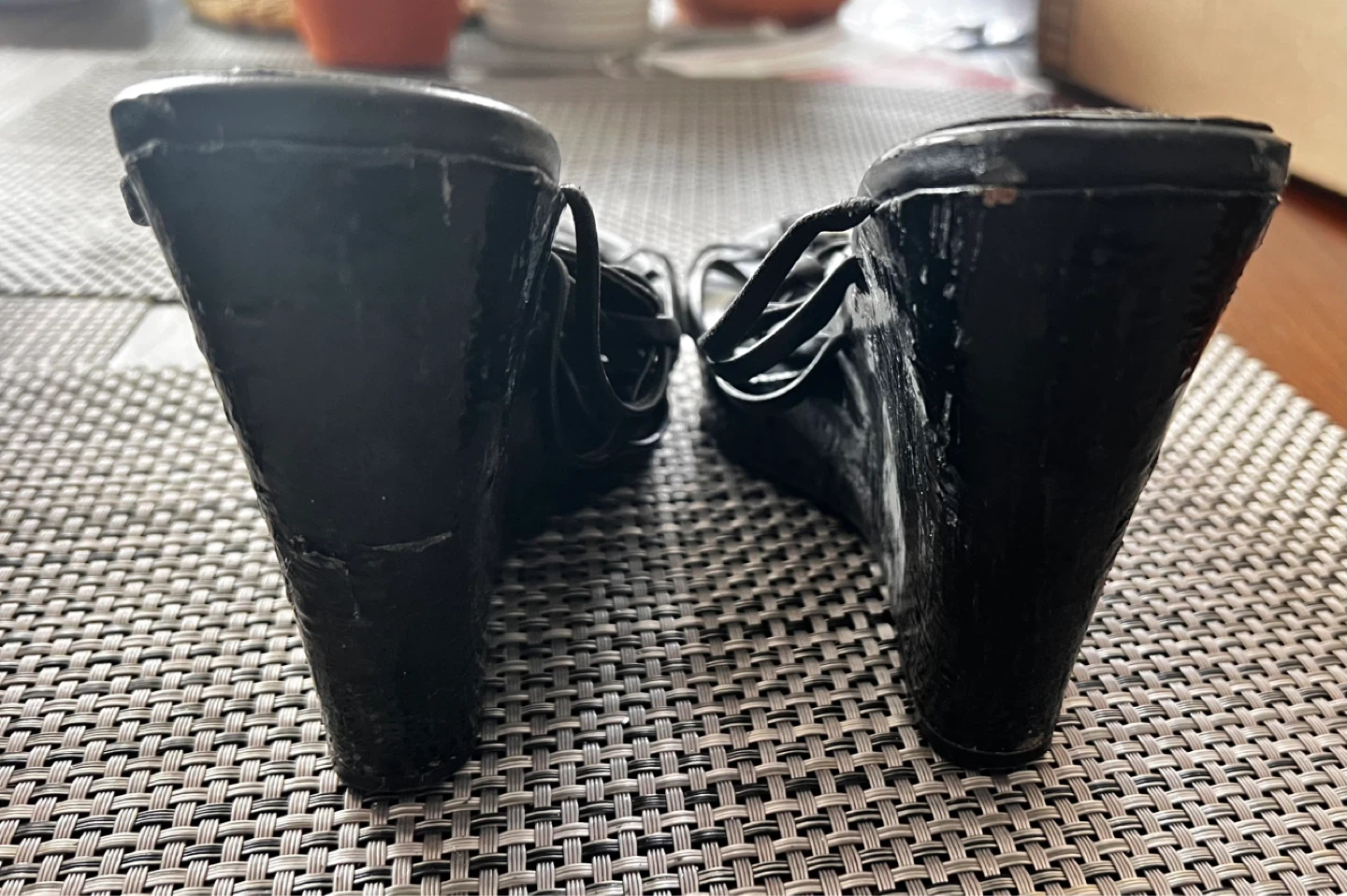 White House Black Market Black Wedge Sandals - photo 4