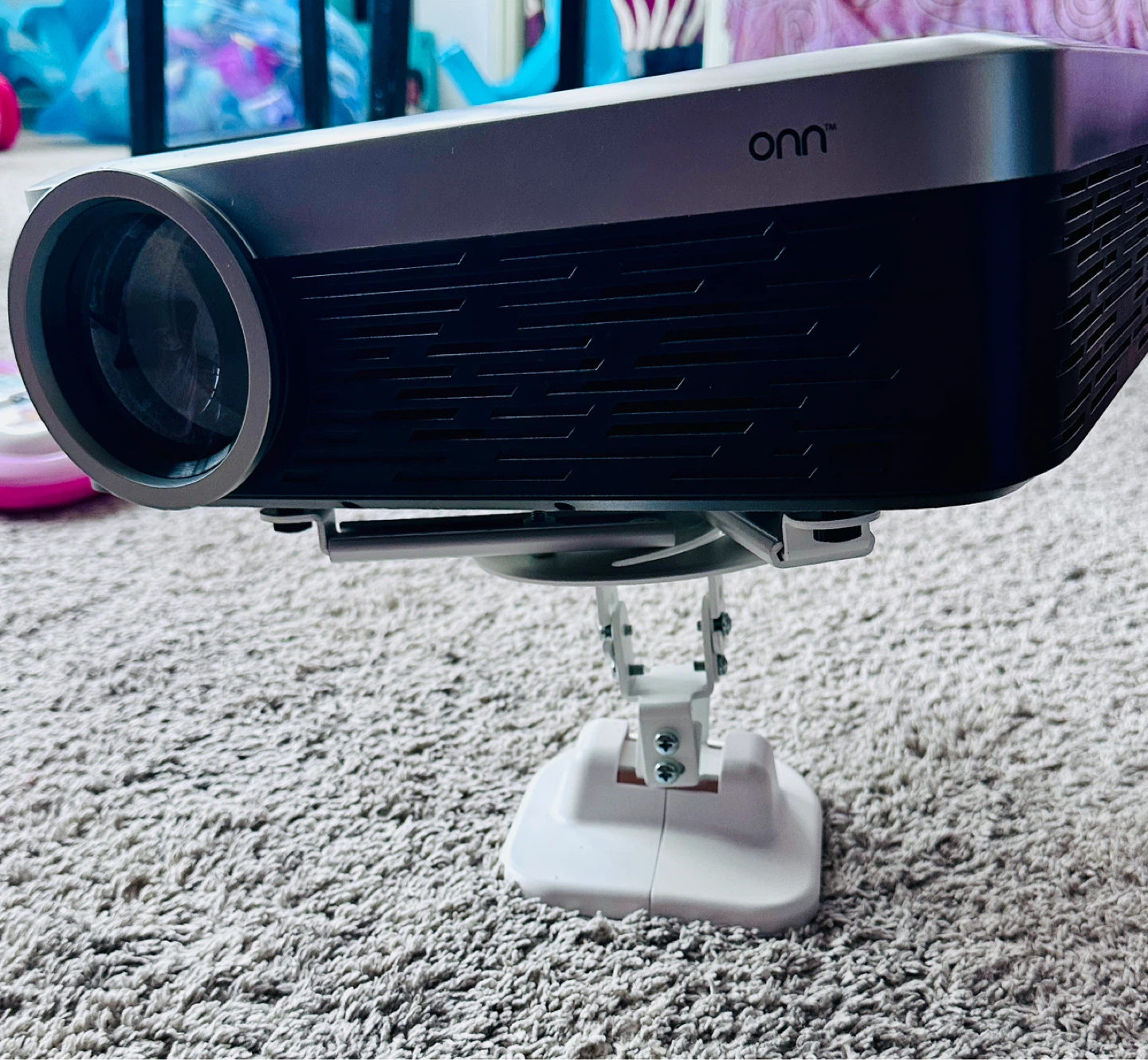 Onn. Mini Projector - photo 4