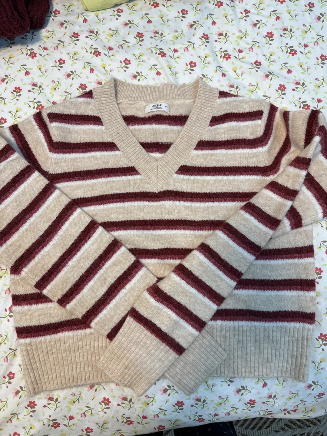 Moving sale- Ardene sweater & Plaid Scarf Bundle
