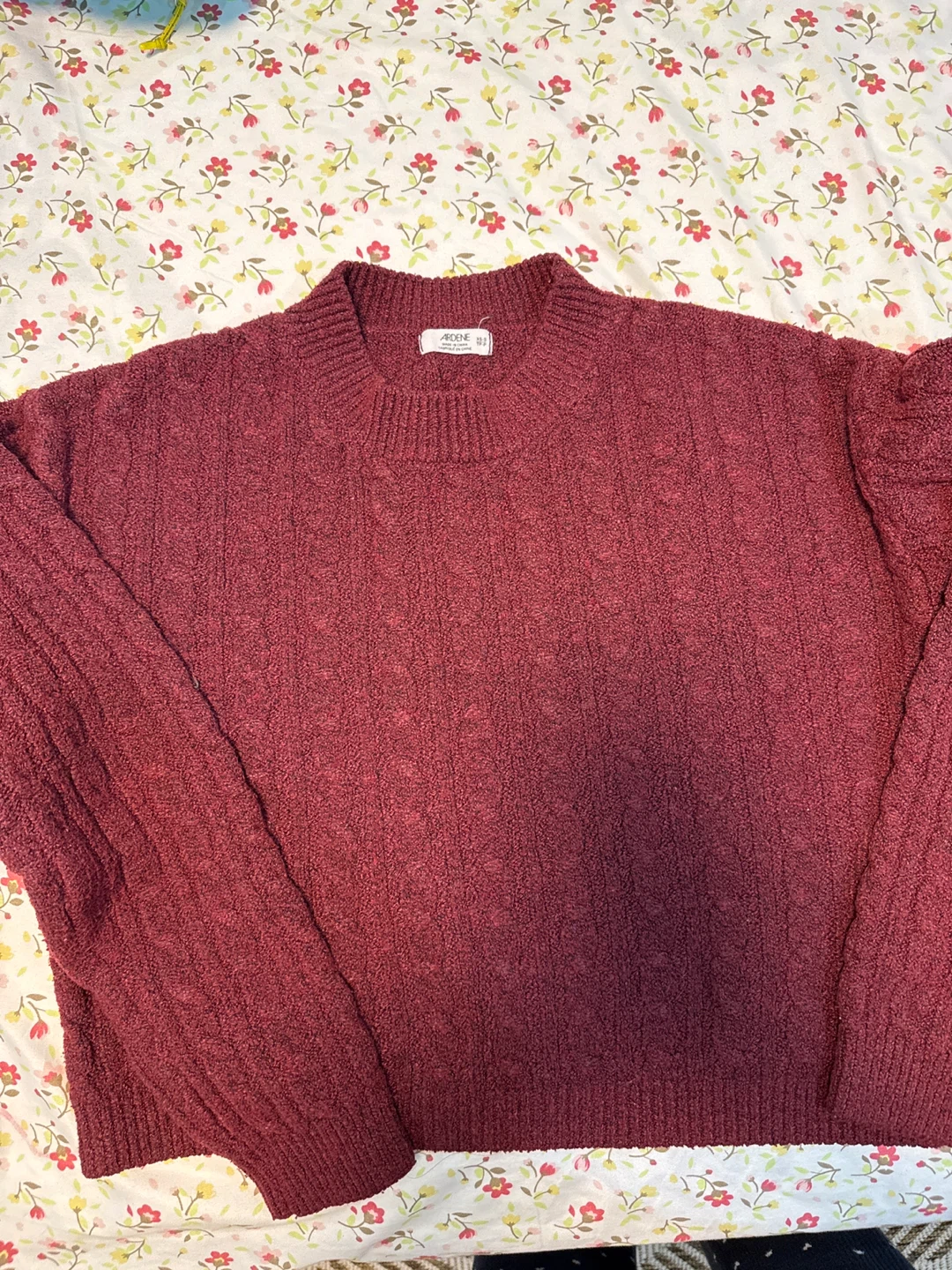 Moving sale- Ardene sweater & Plaid Scarf Bundle - photo 2