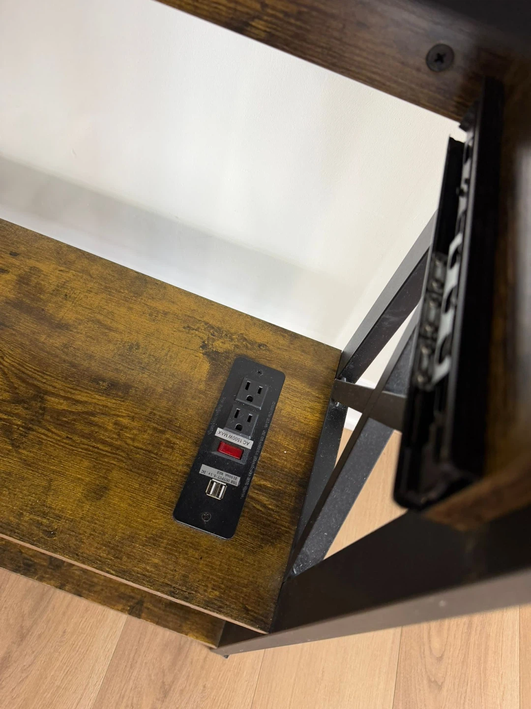 Yaheetech Console Table with 2 Power Outlets and 2 USB Ports - photo 4