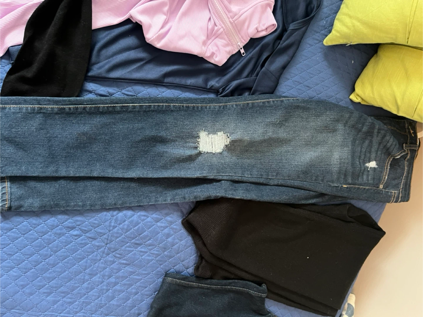 Selling as a LOT!! All NEW Size small - photo 5