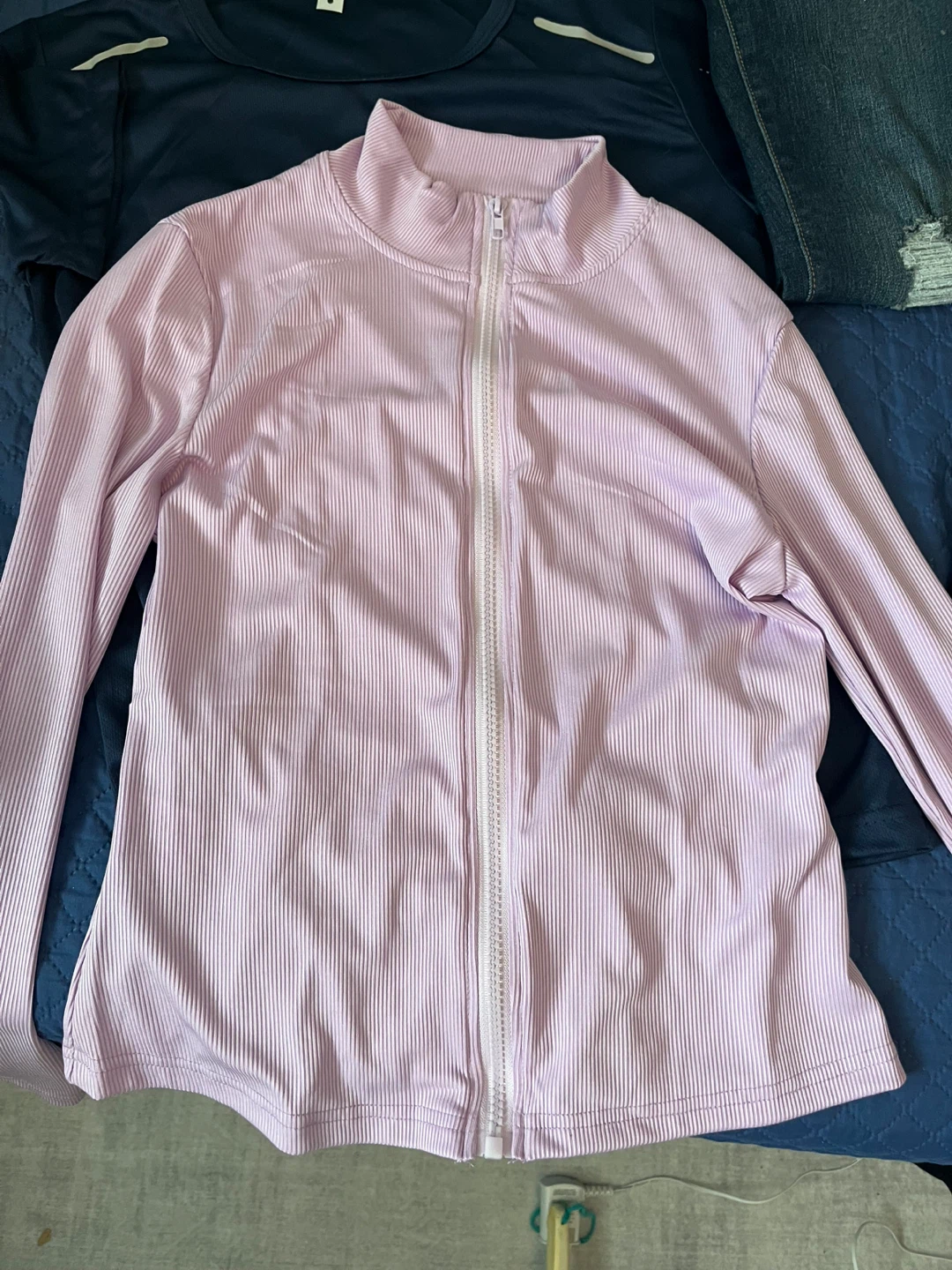 Selling as a LOT!! All NEW Size small - photo 2