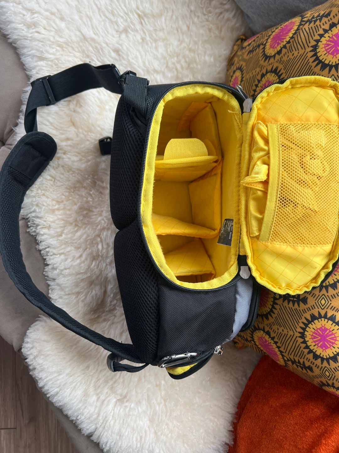 Camera Bag with Canon Strap and Tripod - photo 4