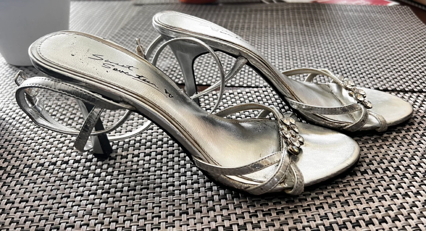 Sweet Seventeen Silver Embellished Heels Size 7 - photo 2