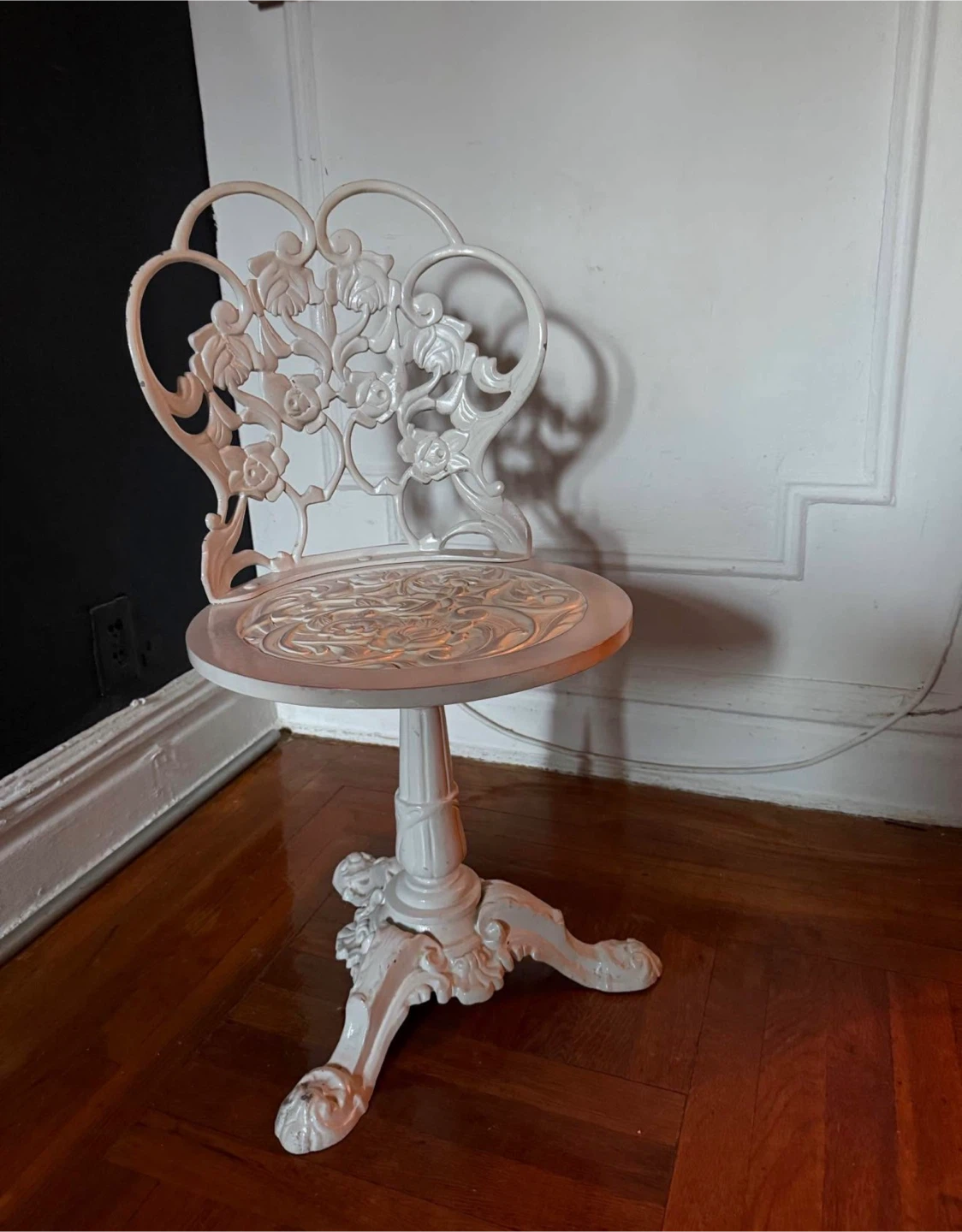 Kessler Cast Iron Rose Vanity Chair - photo 4