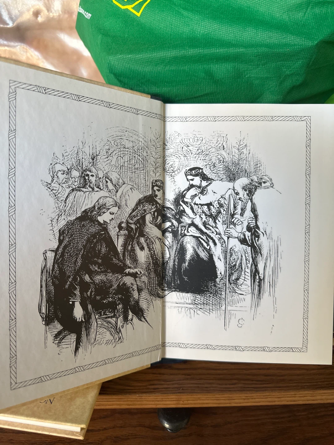 William Shakespeare Hamlet Illustrated by W. G. Simmonds - photo 3