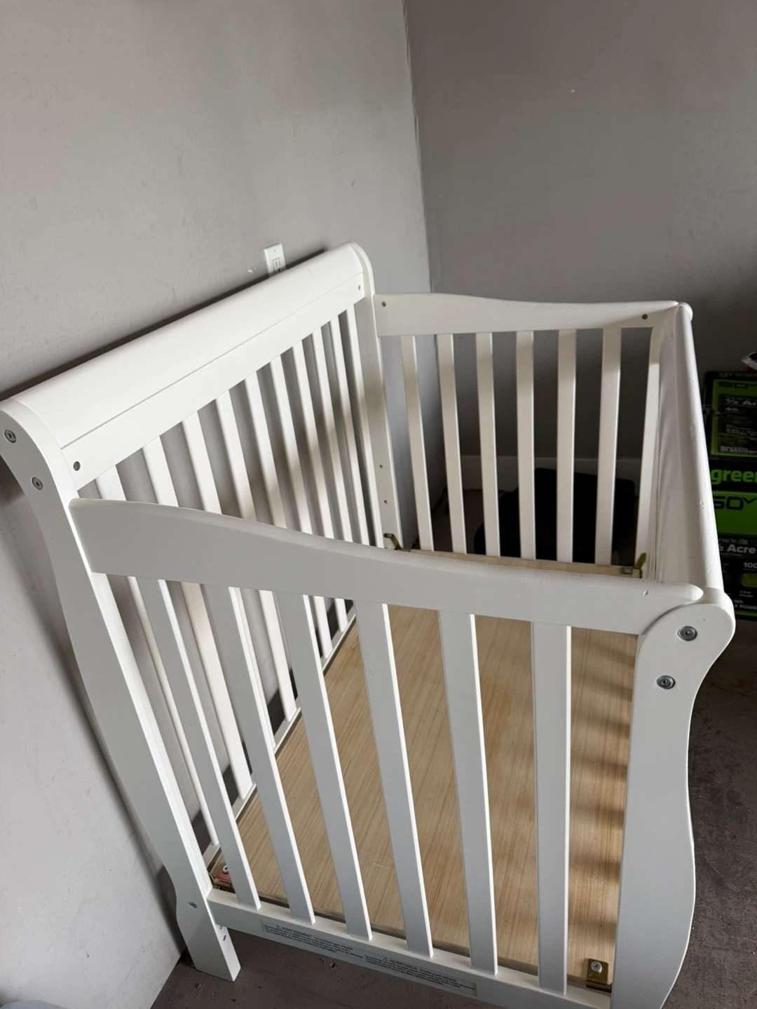 Dream on Me 4-in-1 Convertable Mini Baby Crib - photo 2