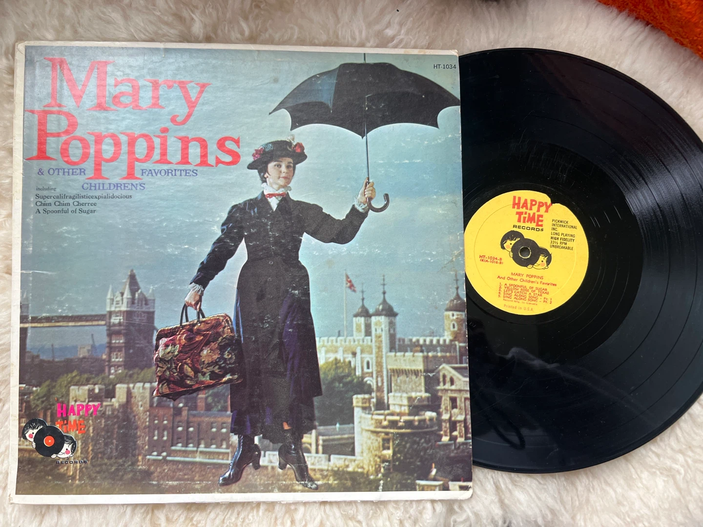 White Christmas & Mary Poppins Vinyl and Elton cassette - photo 2