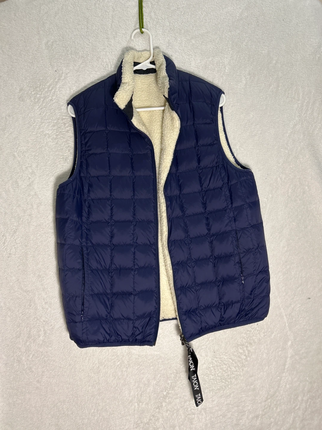 TAION Reversible Down Vest - Size M - photo 2
