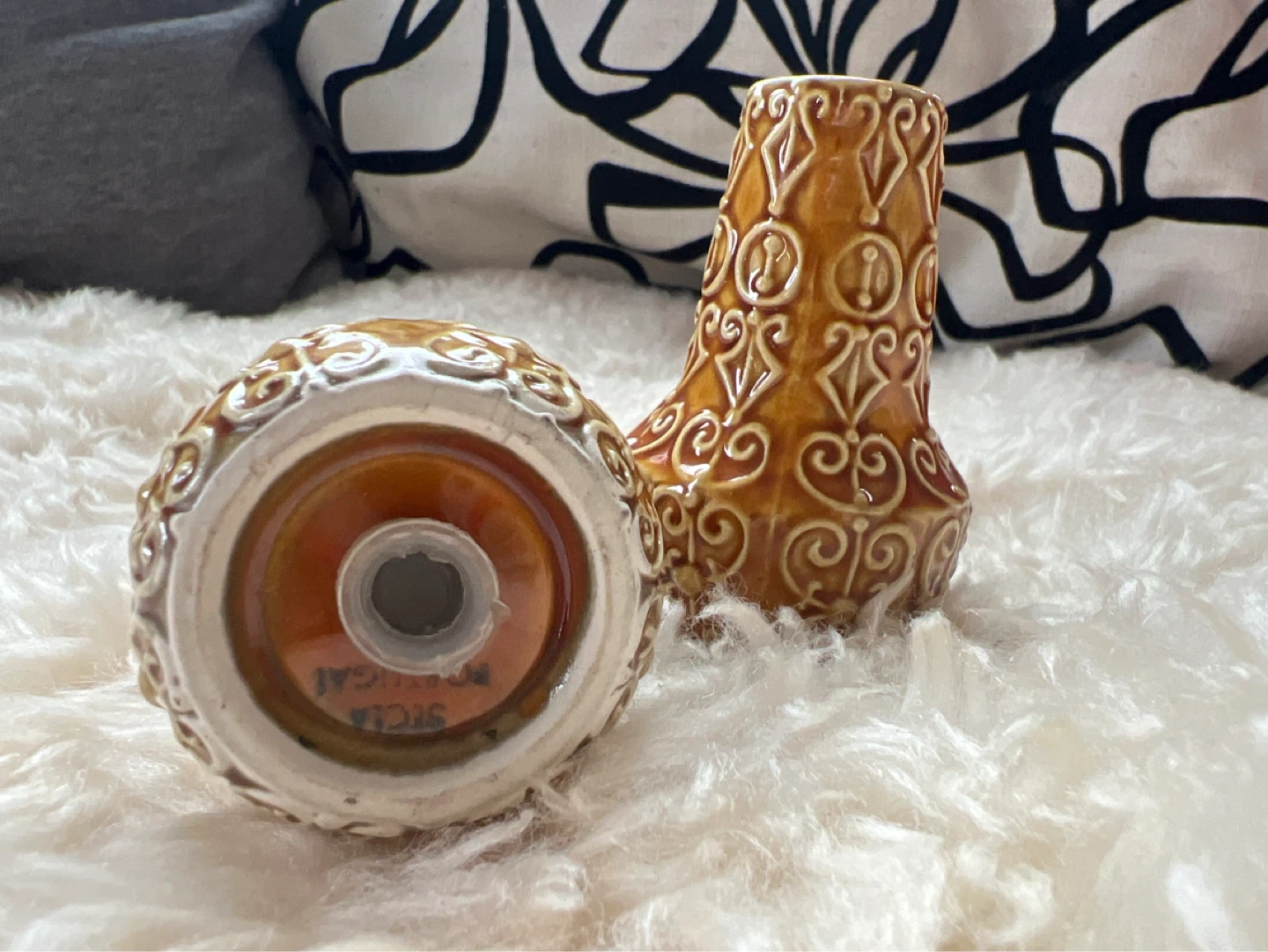 Vintage Ceramic Salt and Pepper Shakers - photo 2